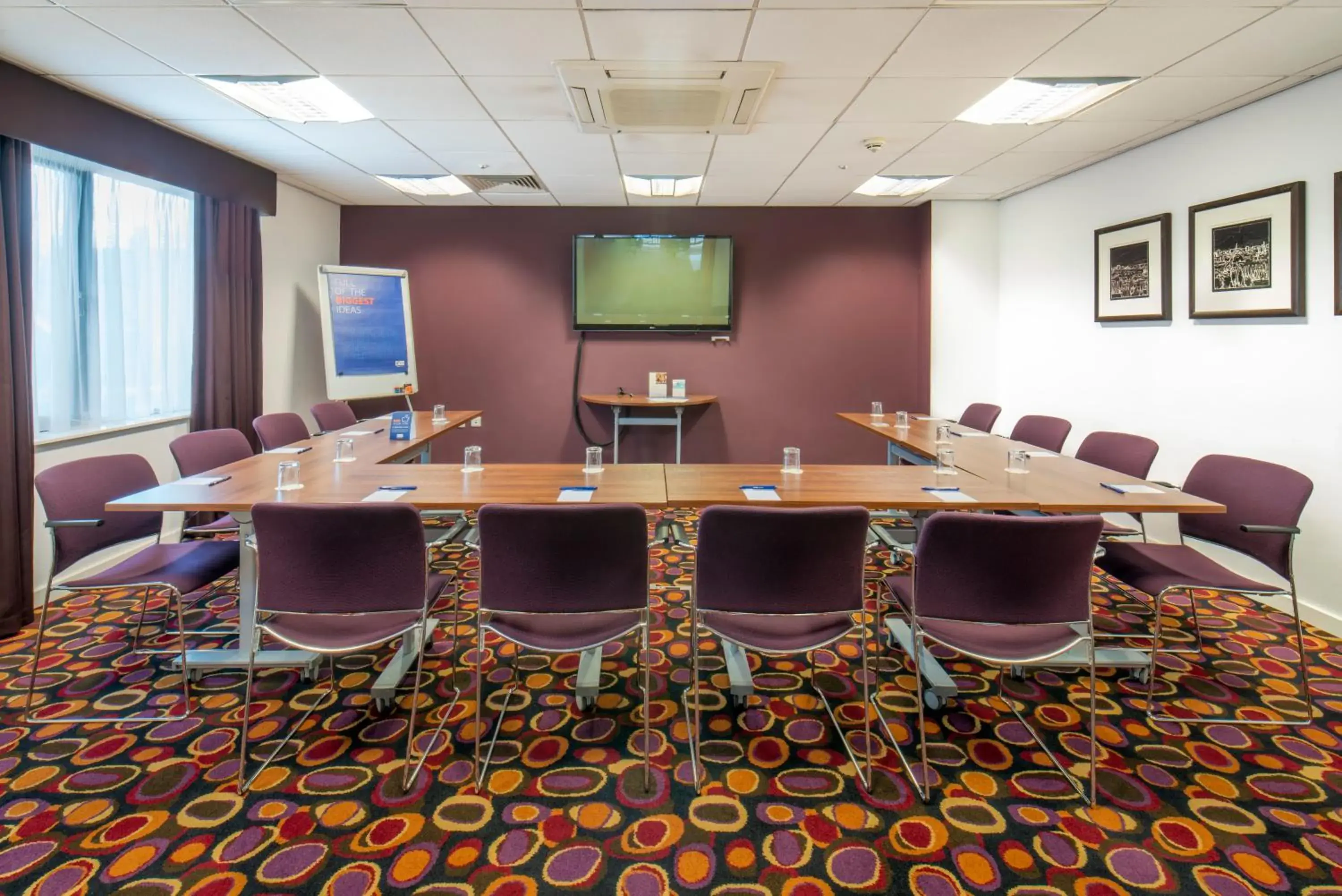 Meeting/conference room in Holiday Inn Express Birmingham-South A45