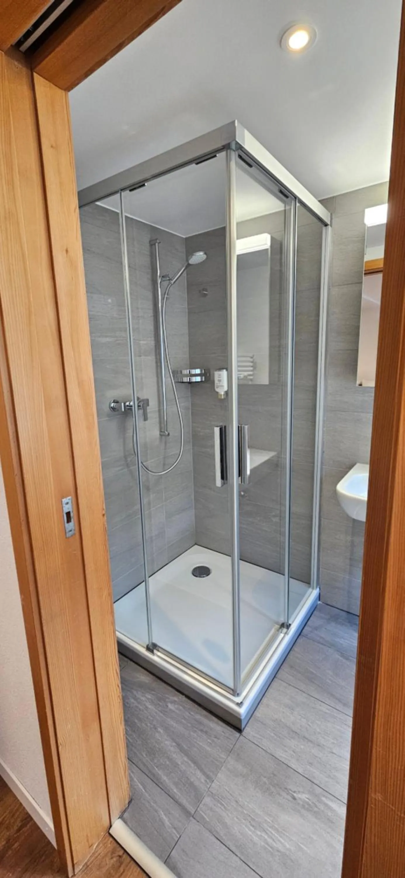 The Aarburg Hotel & Café