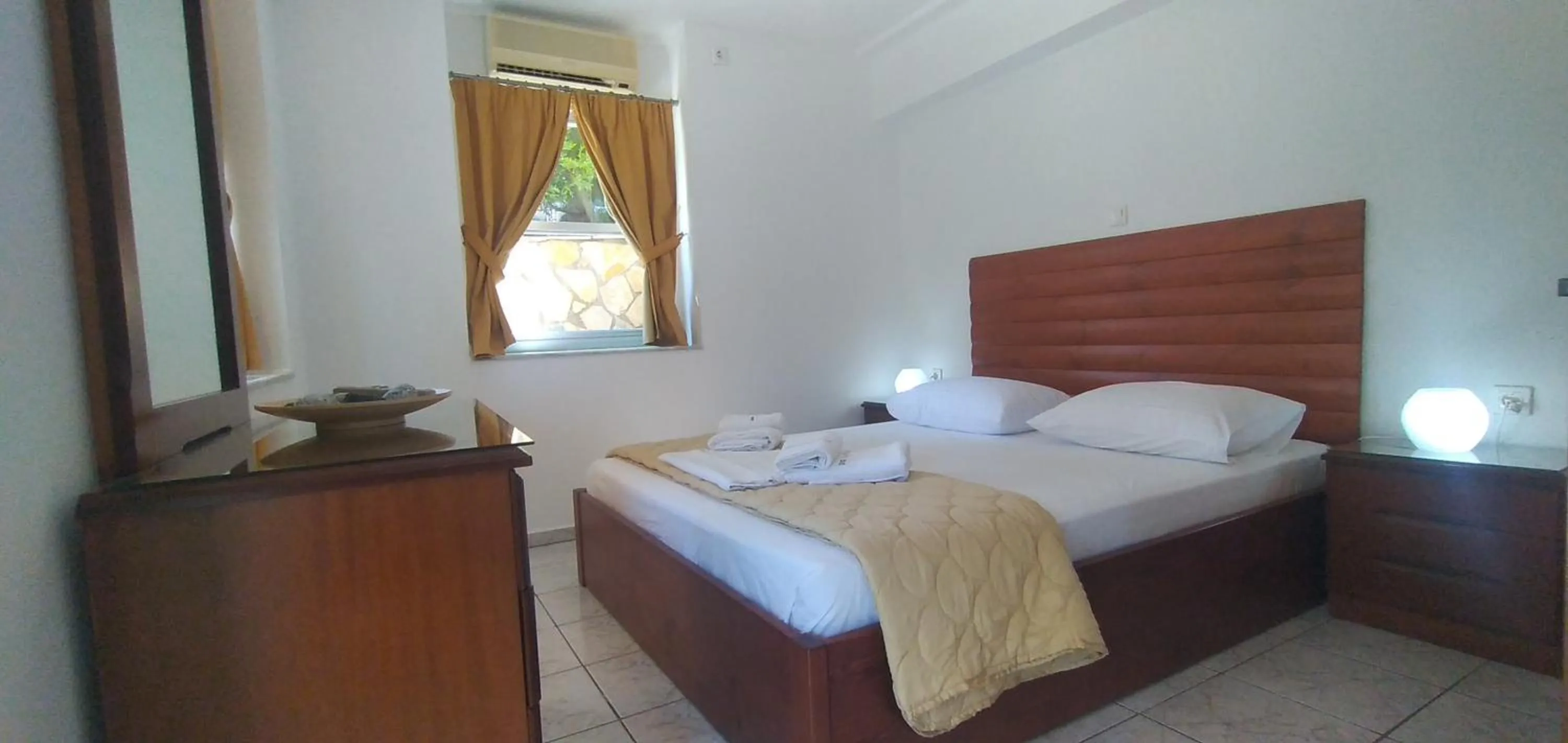 Bedroom, Bed in Zest @ xi beach