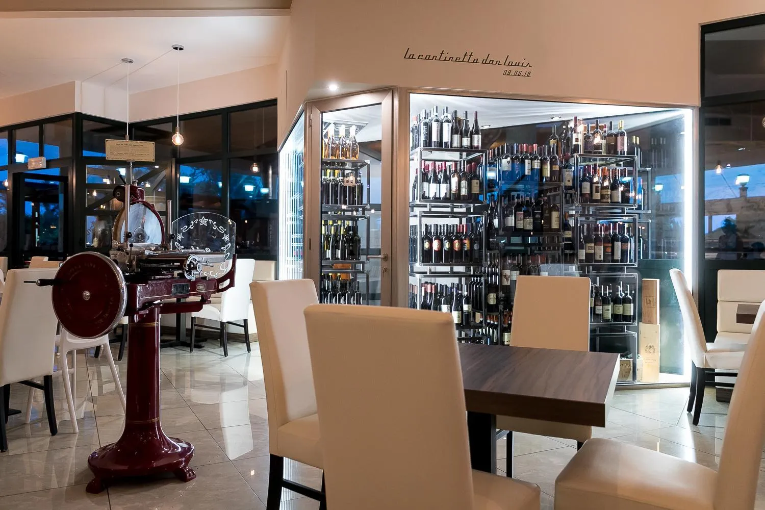 Restaurant/places to eat in Mediterranee Family Hotel & Spa