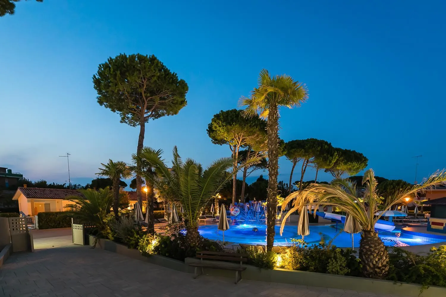 Swimming pool in Mediterranee Family Hotel & Spa