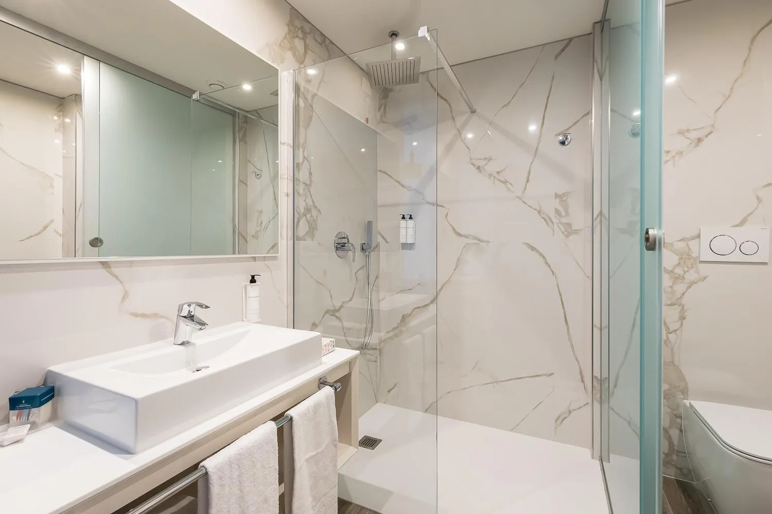 Bathroom in Mediterranee Family Hotel & Spa