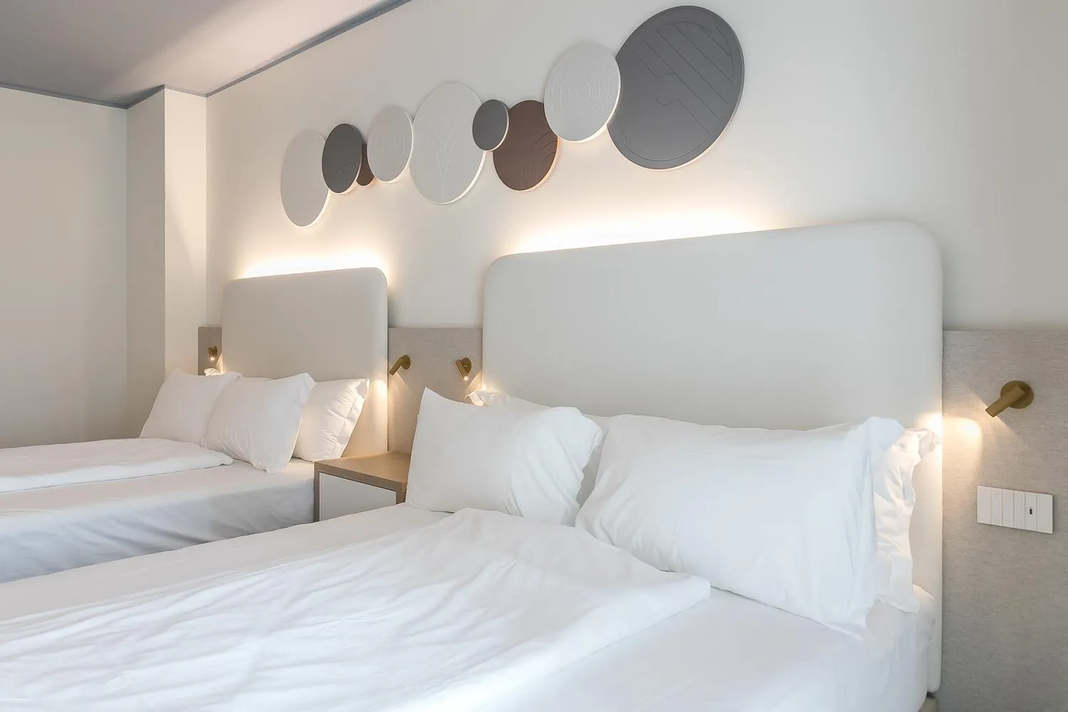 Bed in Mediterranee Family Hotel & Spa