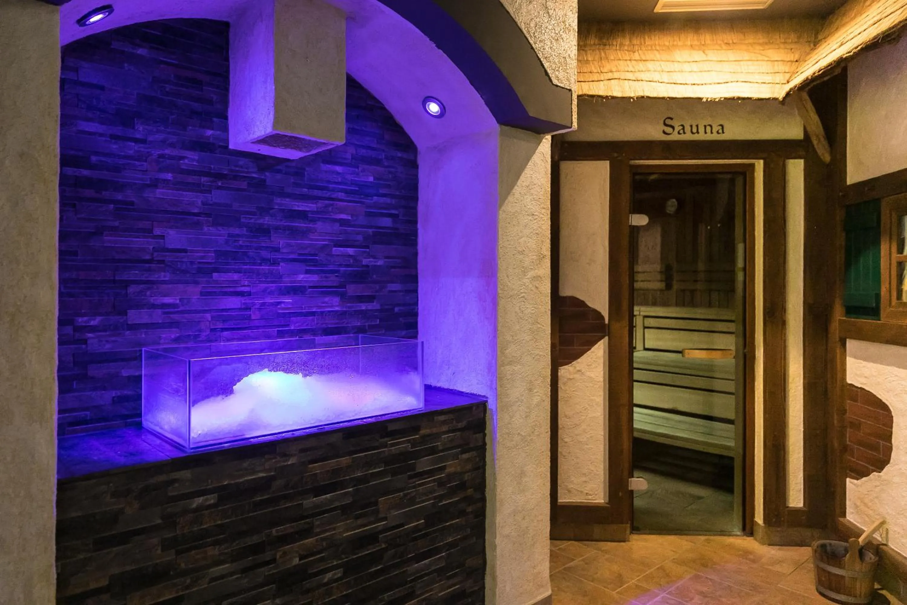 Sauna in Mediterranee Family Hotel & Spa