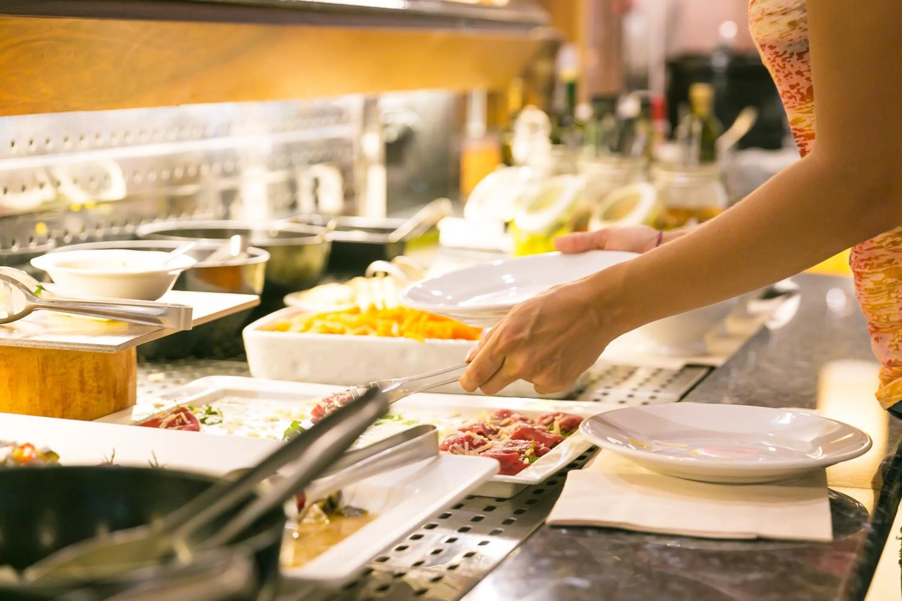 Restaurant/places to eat in Mediterranee Family Hotel & Spa