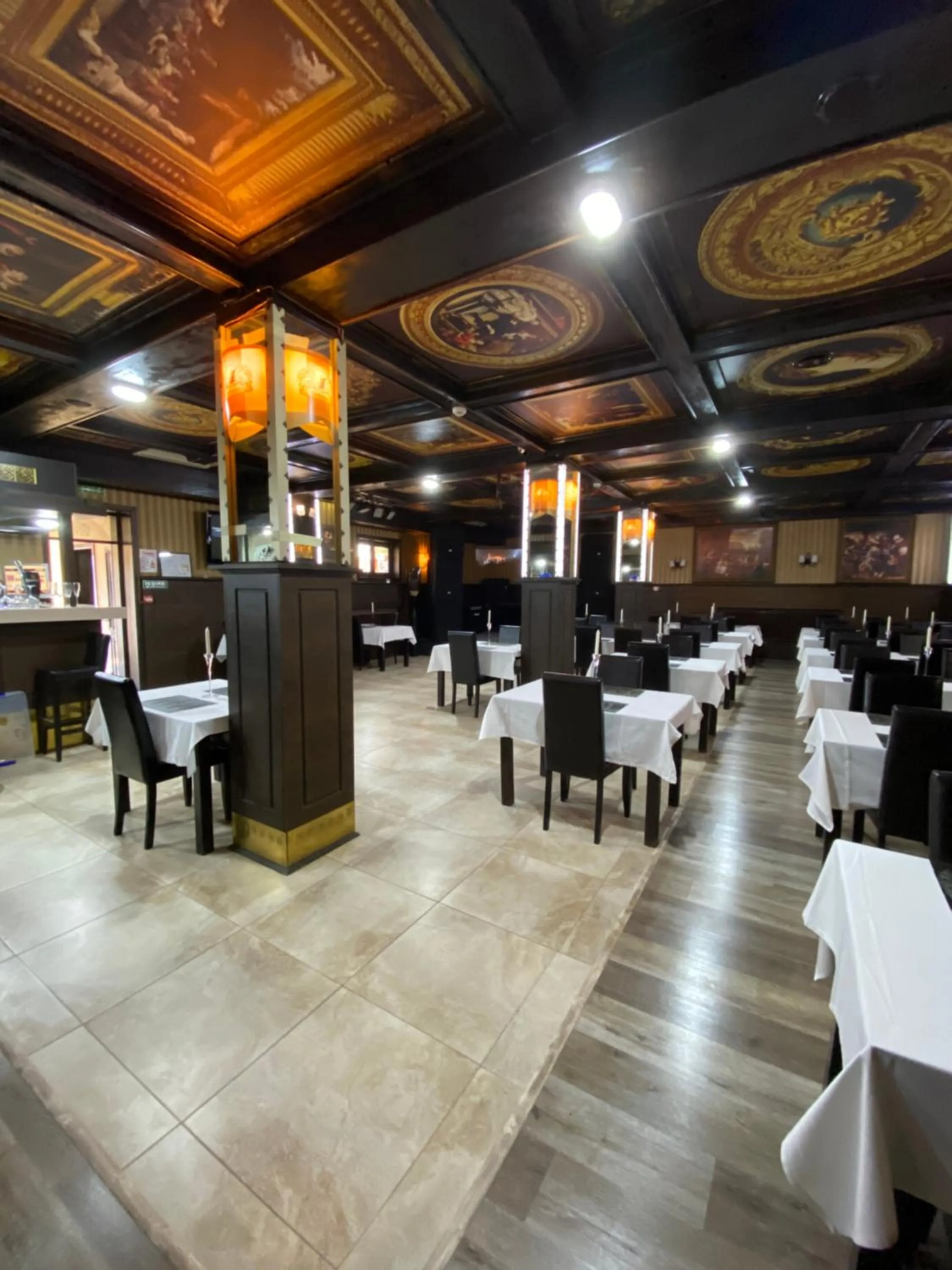 Lounge or bar in Hotel LaCetate