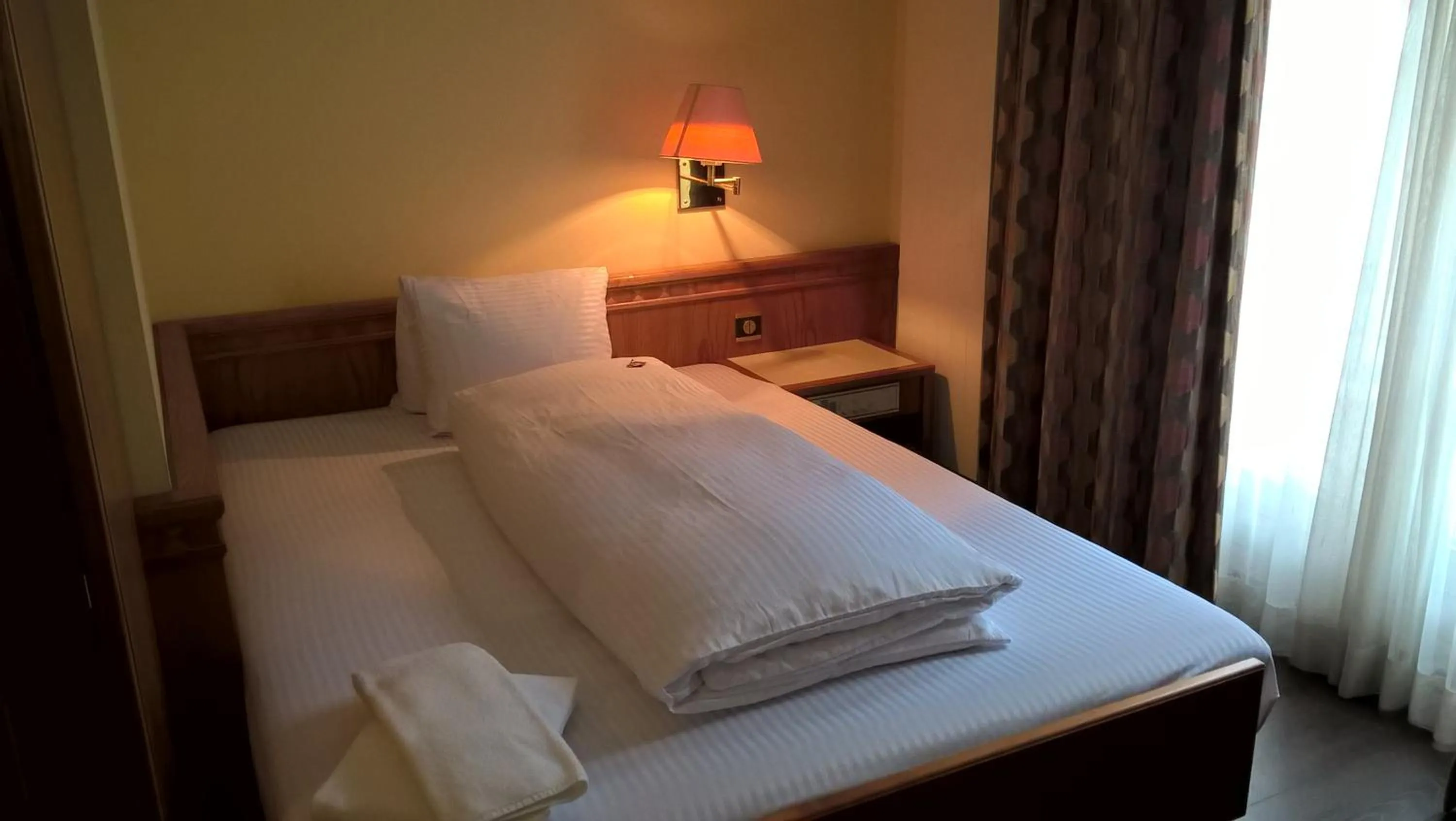 Bedroom, Bed in Albergo Faido