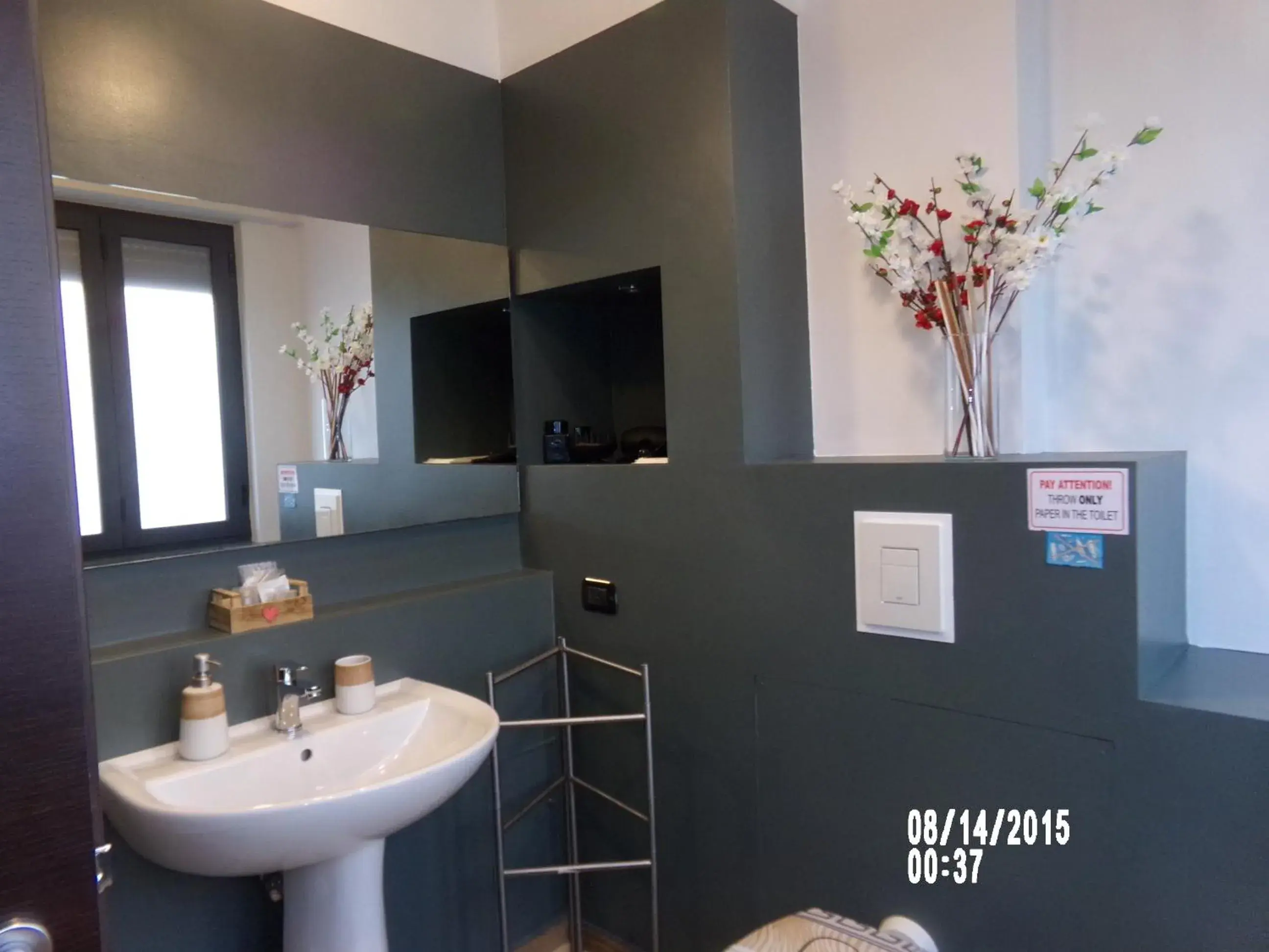 King Room with Balcony - single occupancy in Kaktus B&B King Room with Balcony - single occupancy in Kaktus B&B