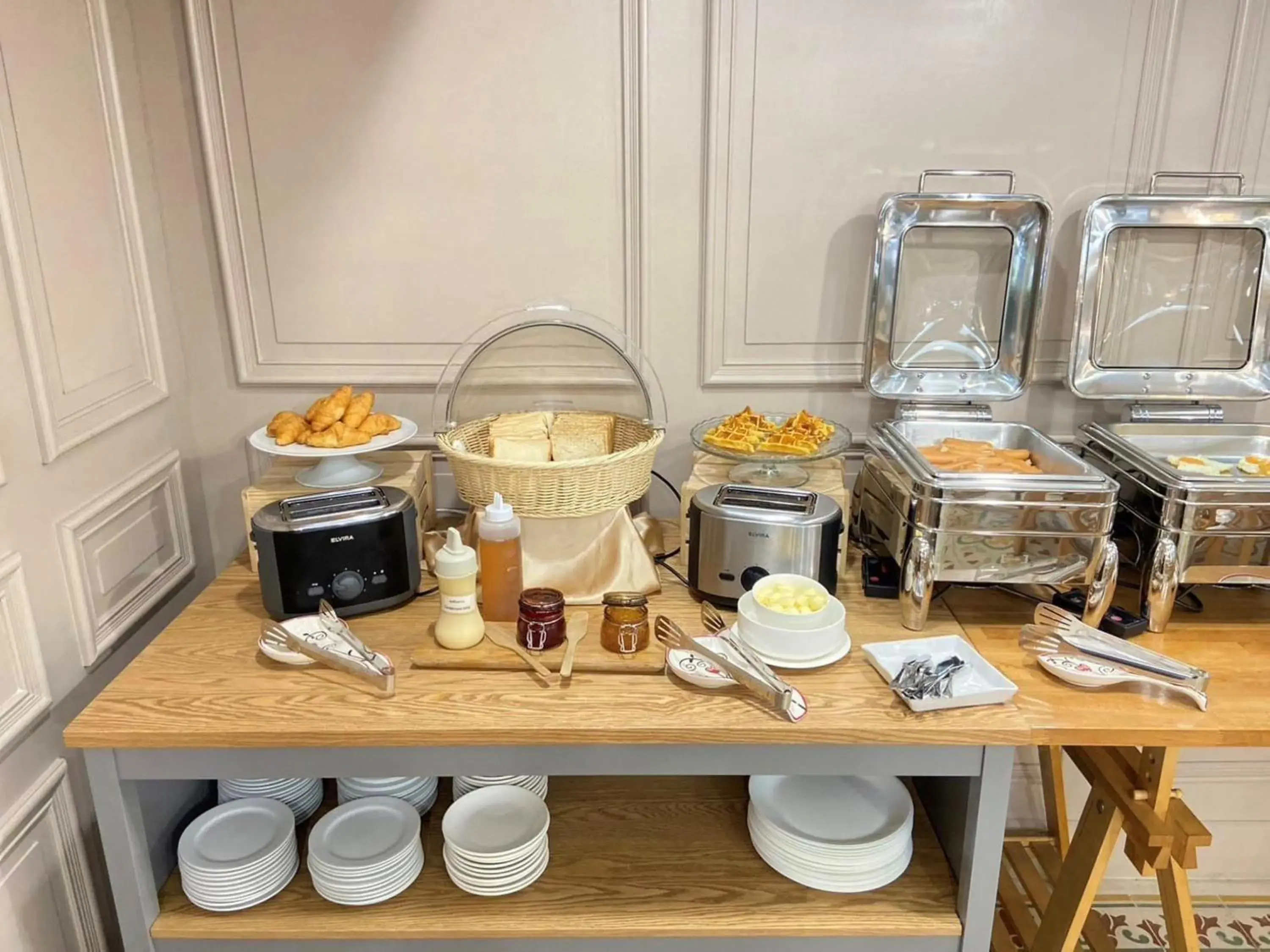 Buffet breakfast in Regent Ramkhamhaeng 22 Buffet breakfast in Regent Ramkhamhaeng 22