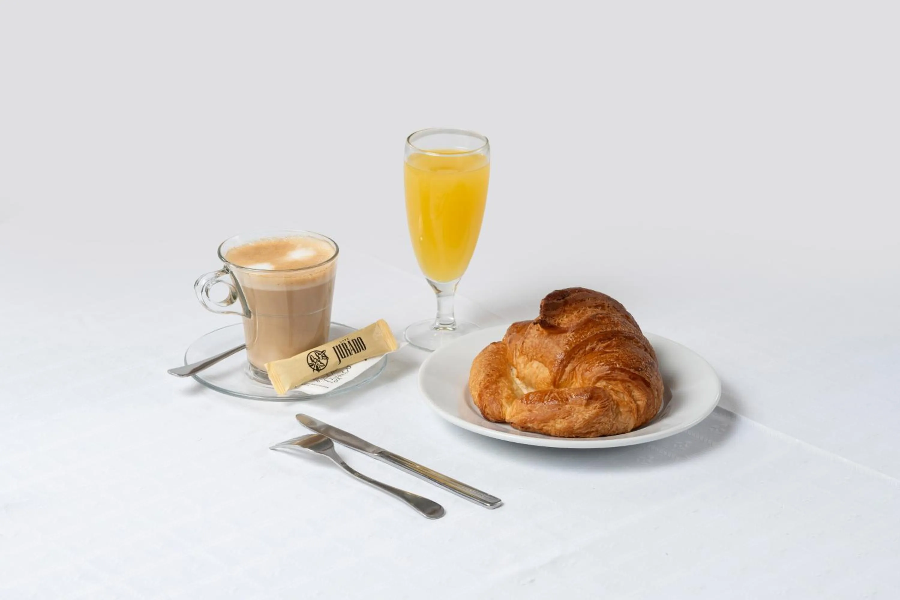 Breakfast in Hostal Pensimar