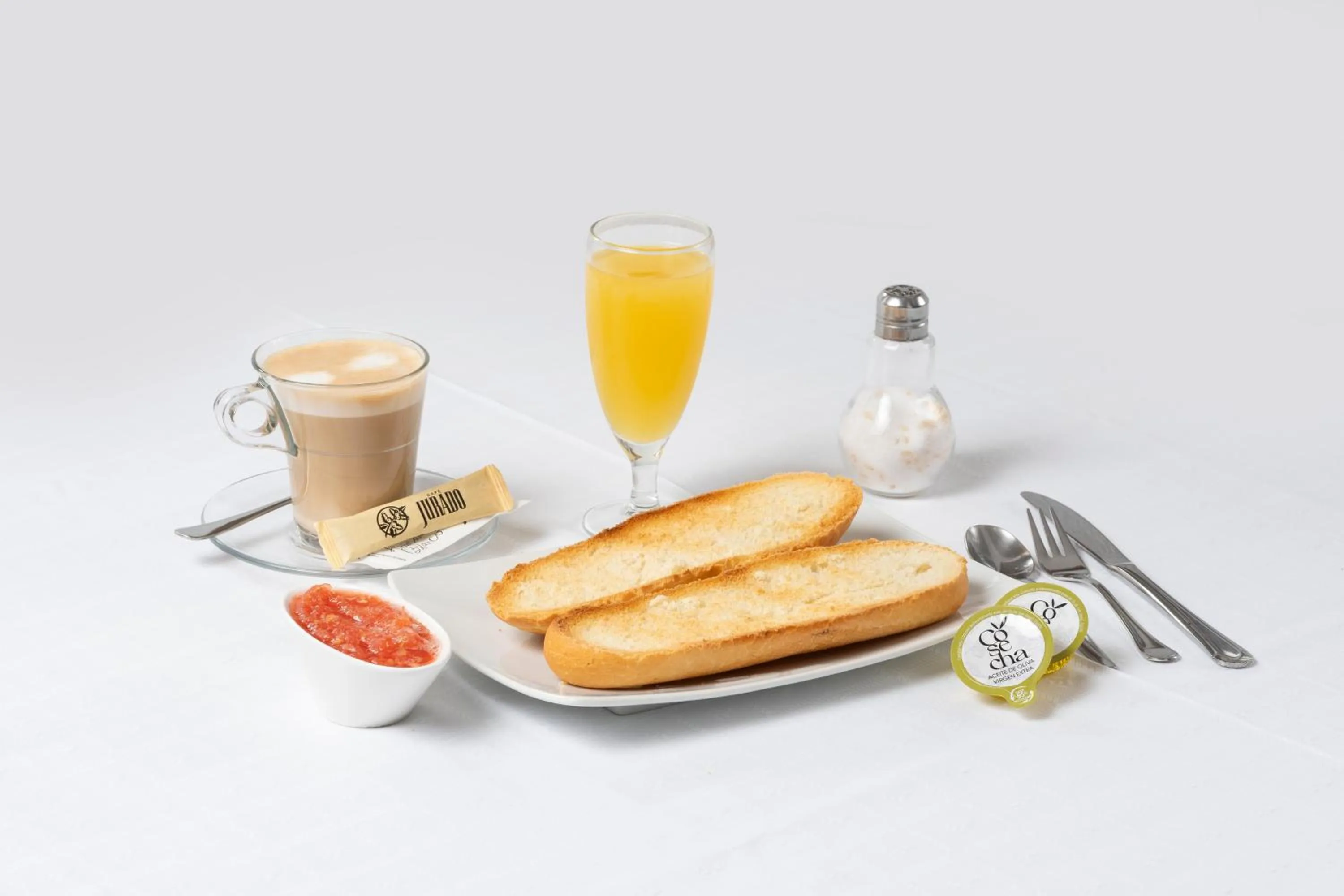 Breakfast in Hostal Pensimar