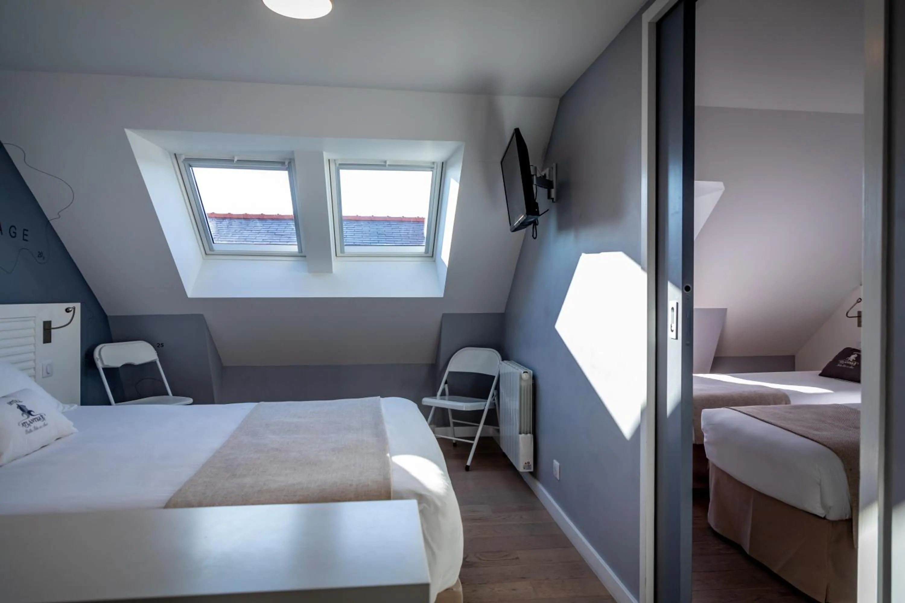 Bed in Hotel Atlantique