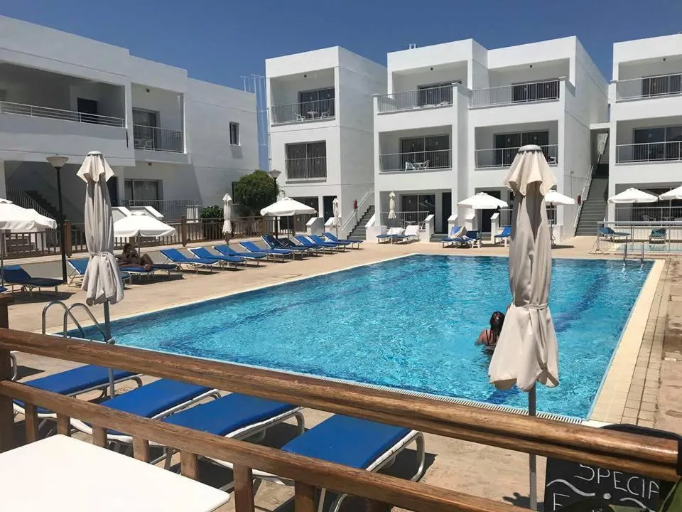 Sweet Memories Hotel Apts