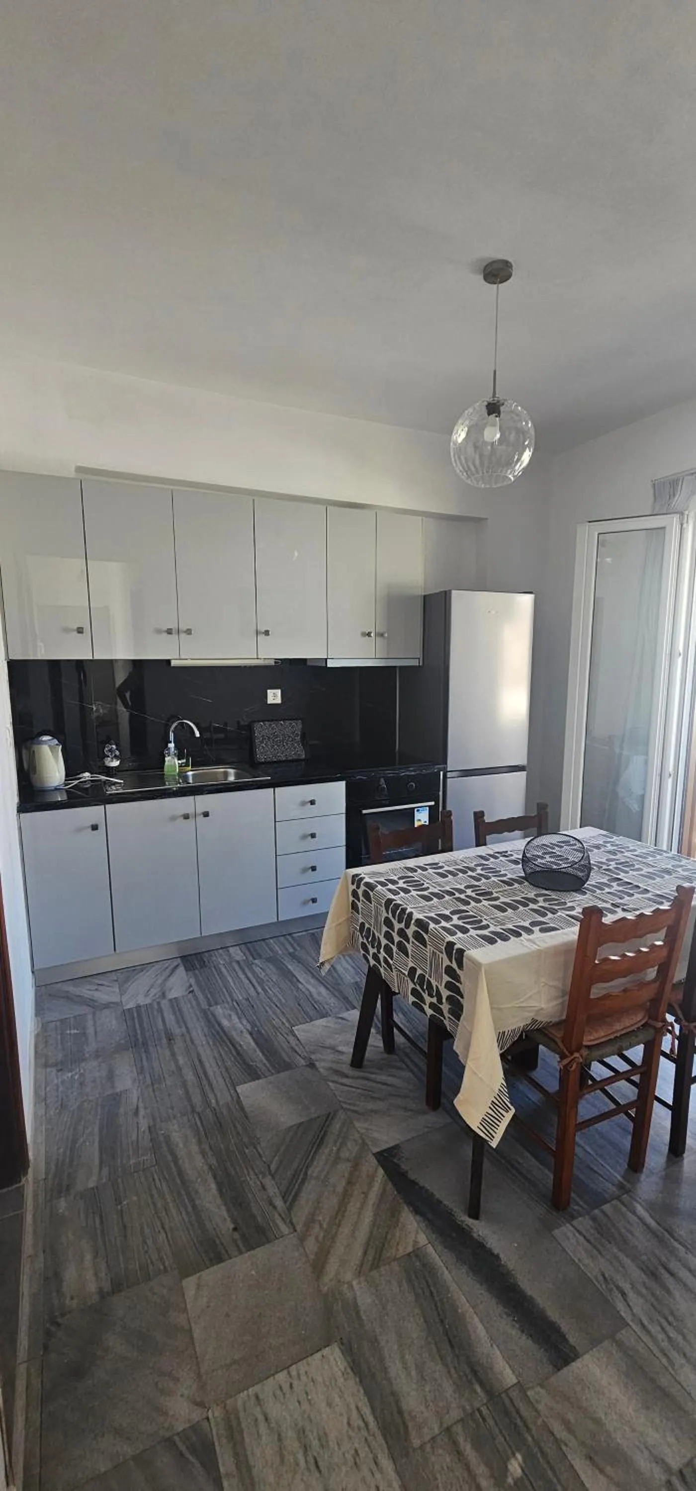 Kitchen or kitchenette in Hotel Rea