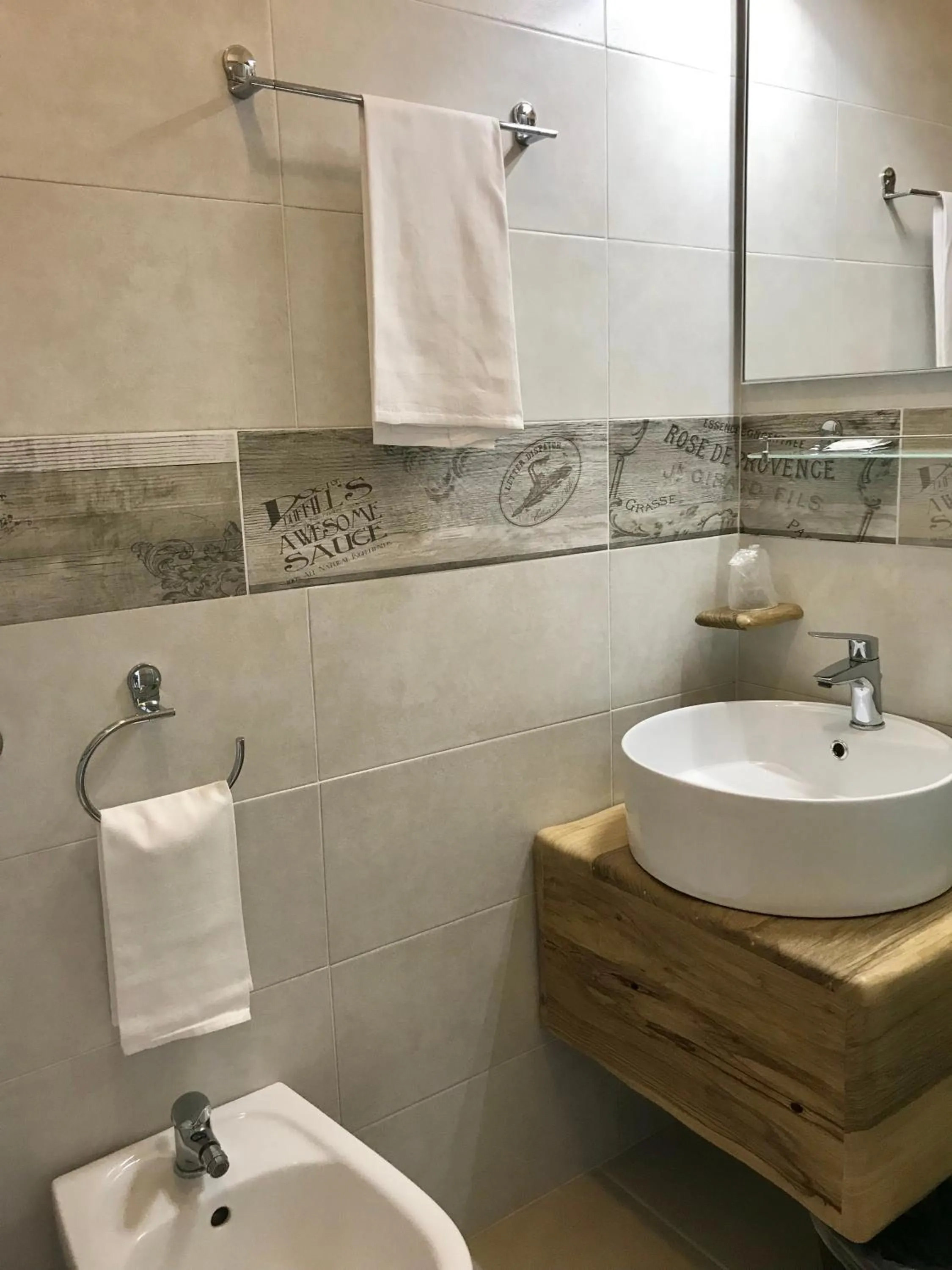 Bathroom in Albergo Moderno