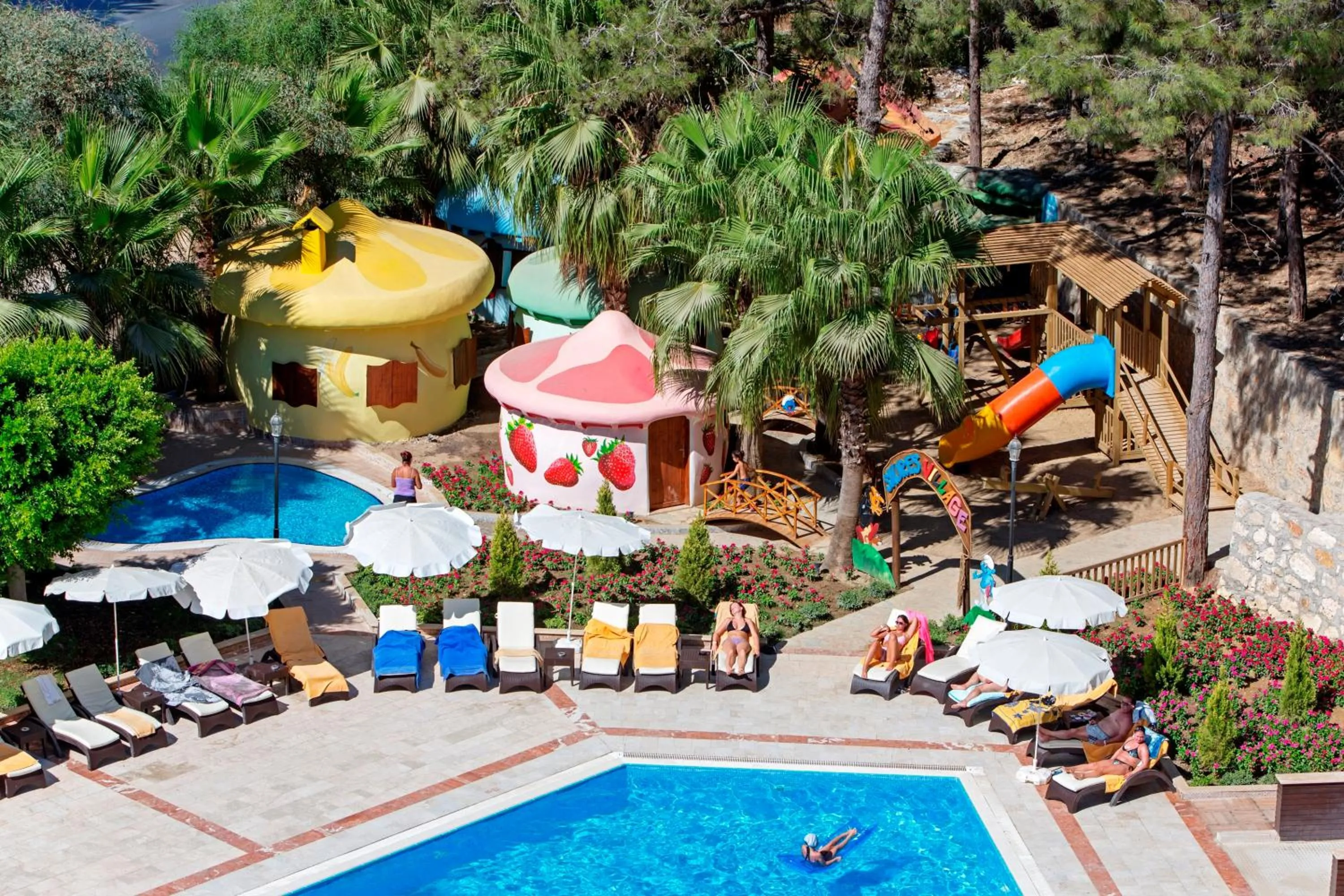 Property building in Miarosa İncekum Beach