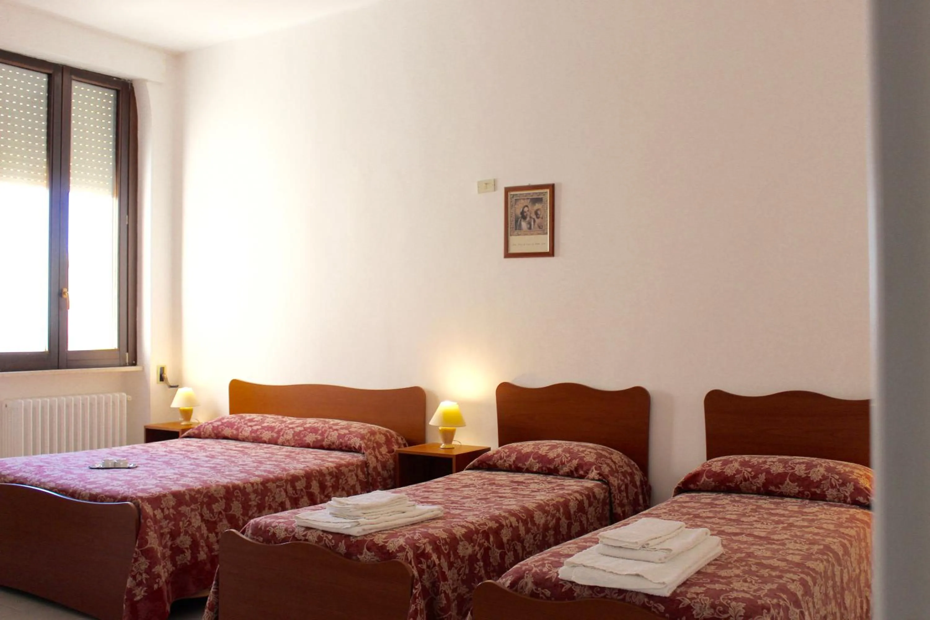 Bed in Albergo Del Santuario