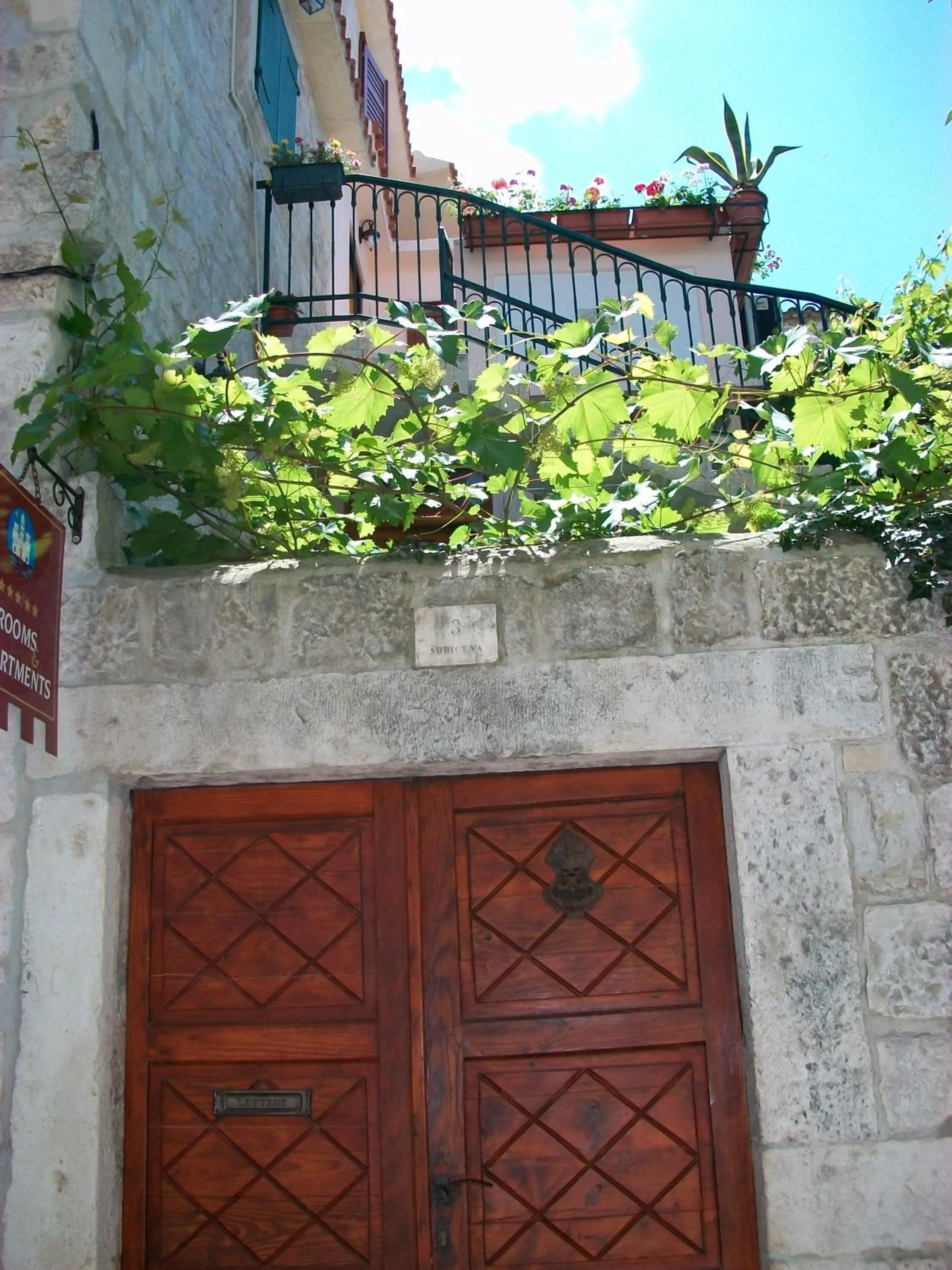 Apartments Ivica