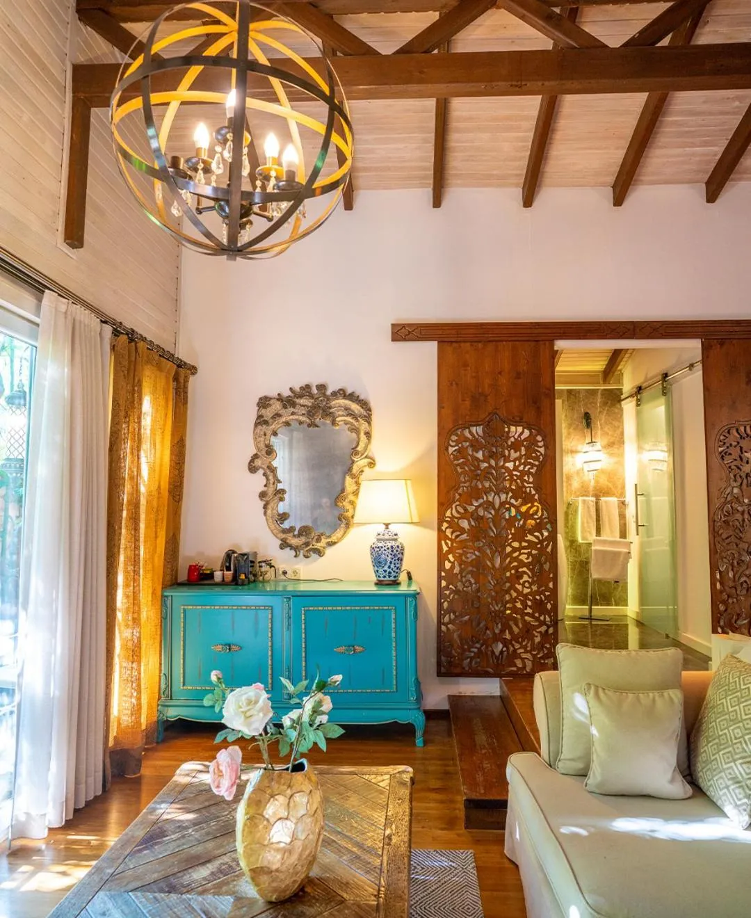 Seating area in Villa Lukka