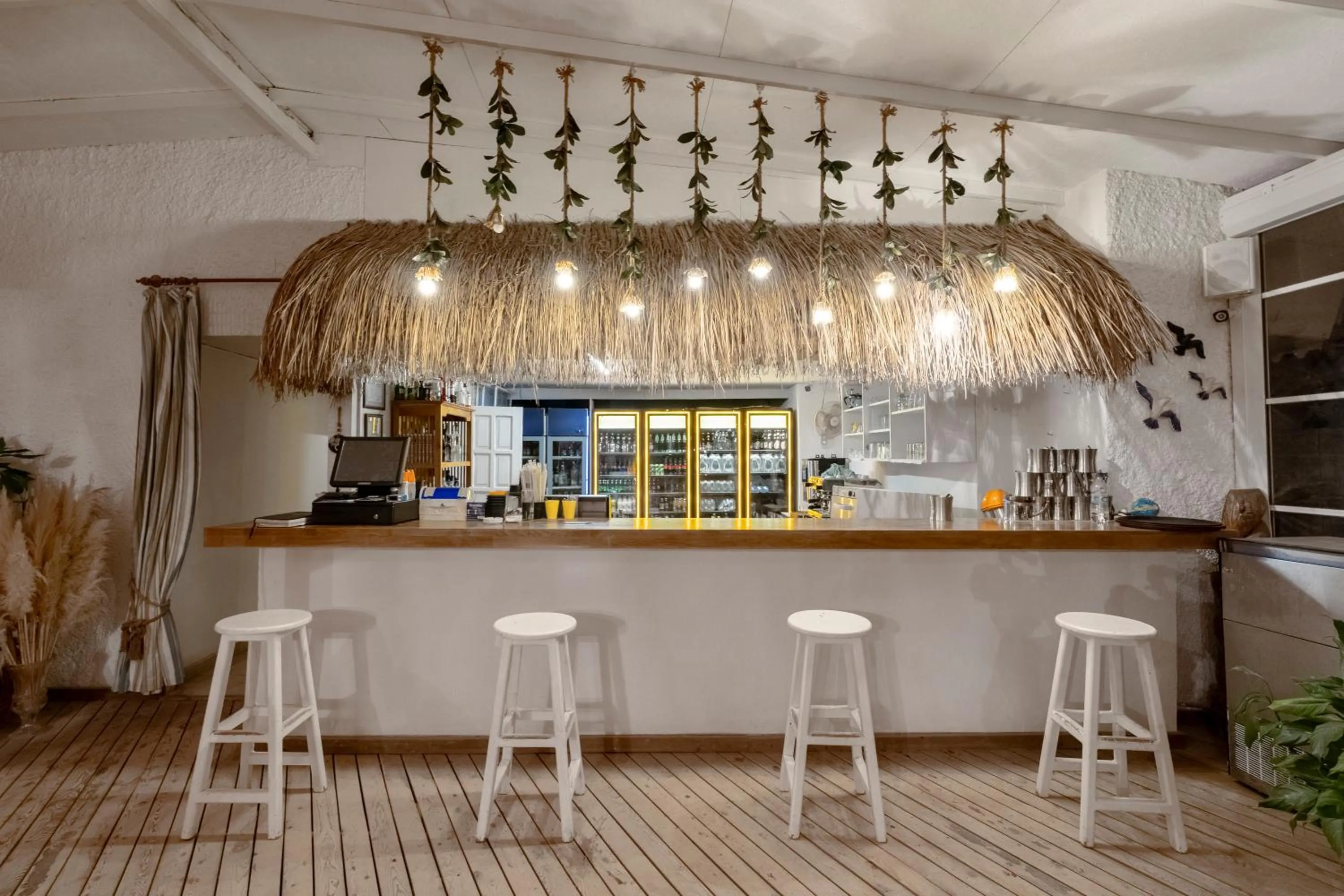 Restaurant/places to eat in Villa Lukka