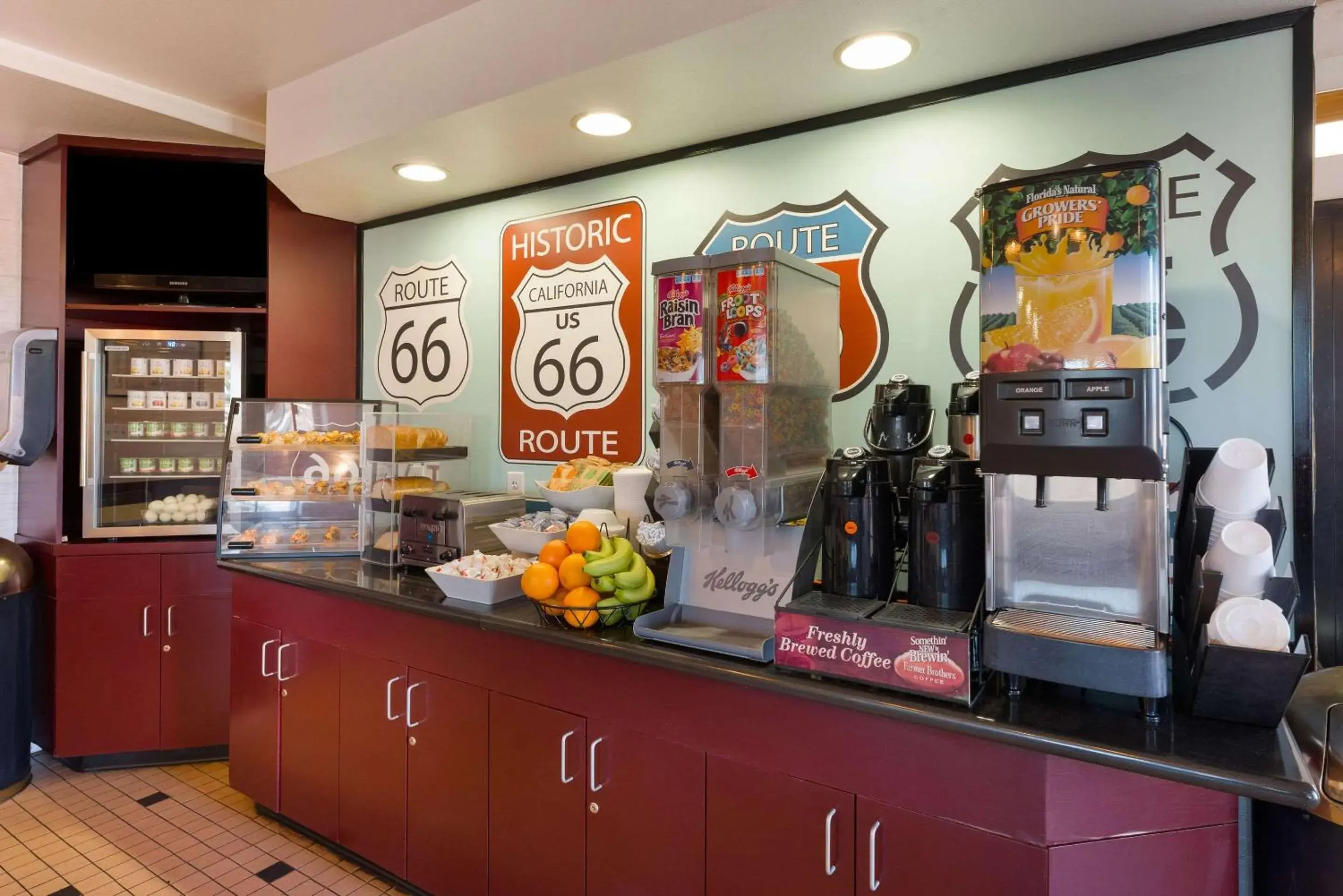 Restaurant/places to eat in Econo Lodge Flagstaff Route 66