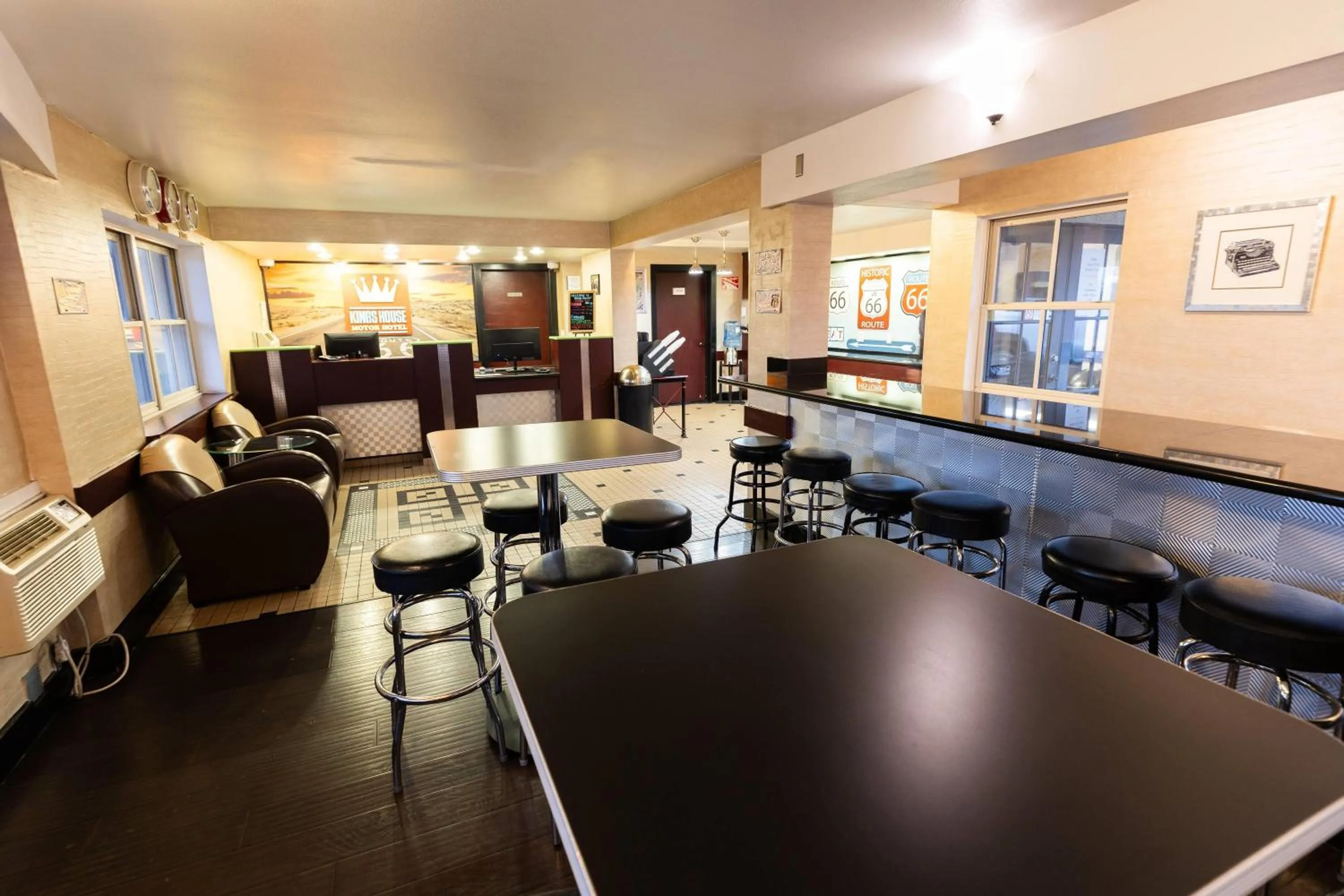 Restaurant/places to eat in Kings House Motor Hotel, a Dazzler Select by Wyndham