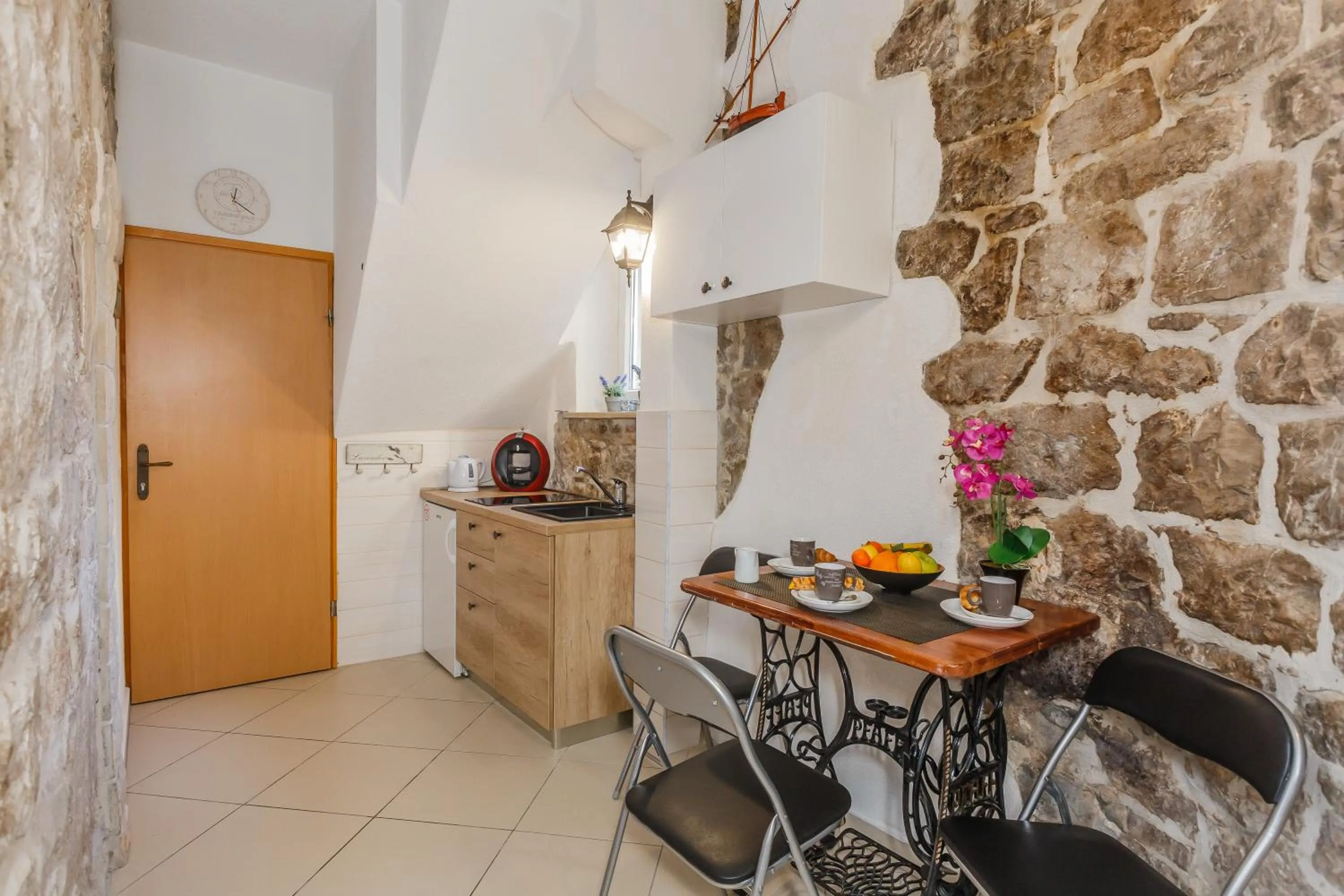 Coffee/tea facilities in Villa Spaladium