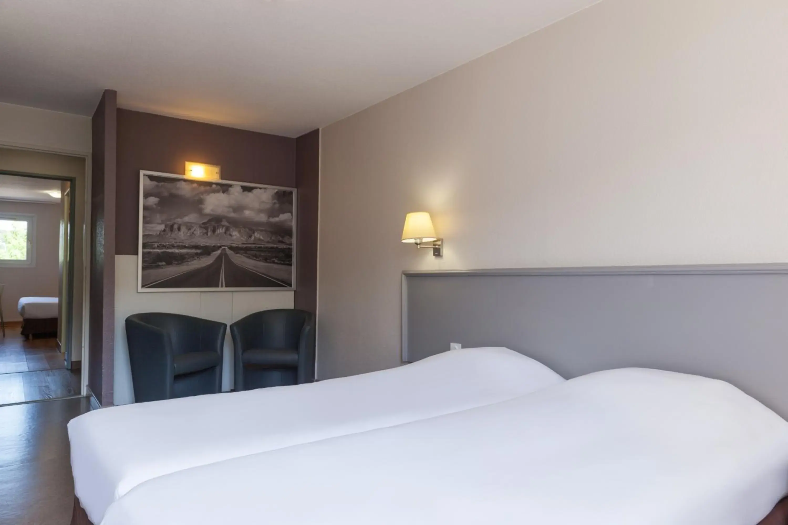 Bed in The Originals City, Hôtel Le Louisiane, Belfort Sud Bed in The Originals City, Hôtel Le Louisiane, Belfort Sud