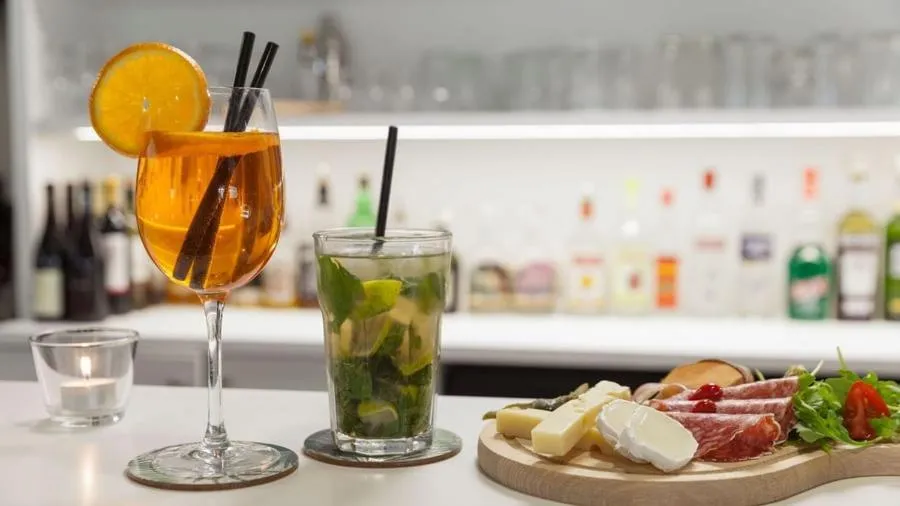 Restaurant/places to eat in The Originals City, Hôtel Le Louisiane, Belfort Sud