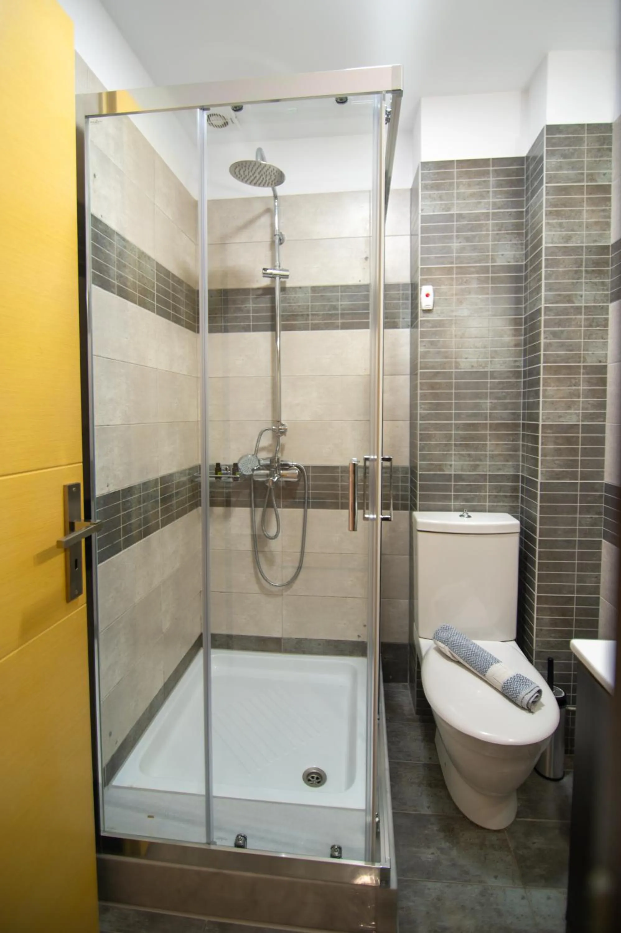 Shower in Riviera Perdika Hotel