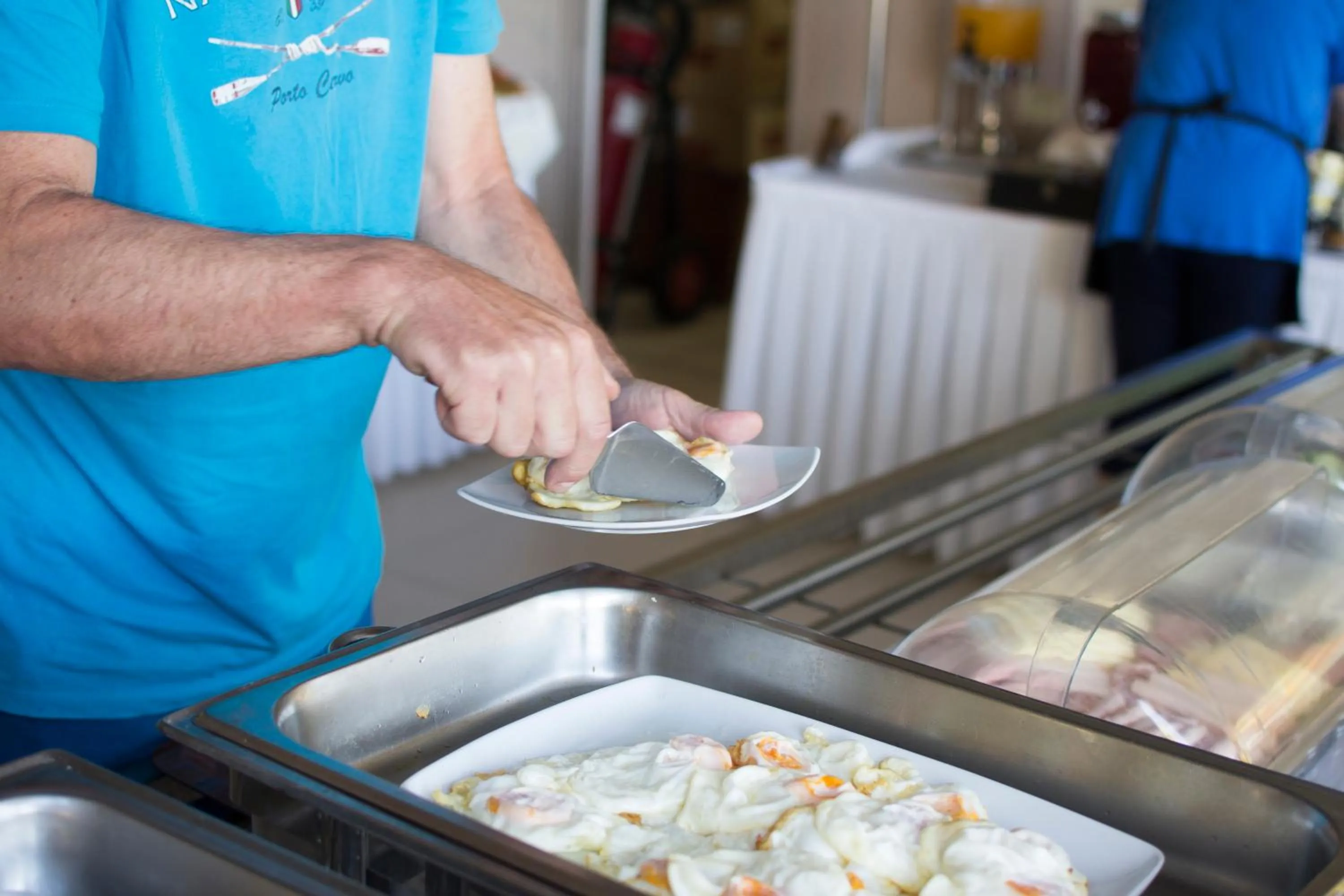 Food and drinks in Riviera Perdika Hotel