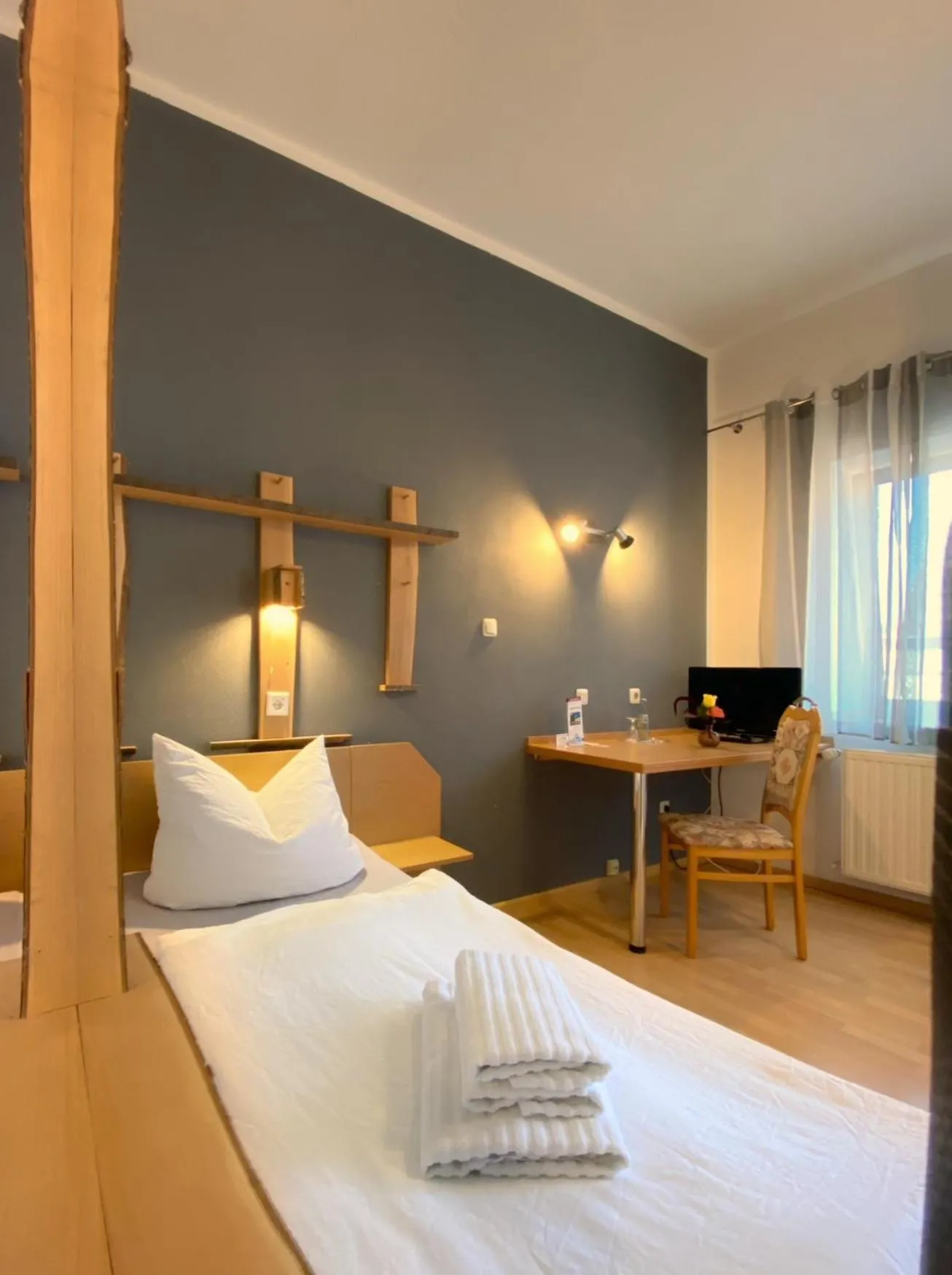 Photo of the whole room, Bed in Hotel-Restaurant Haus Berger