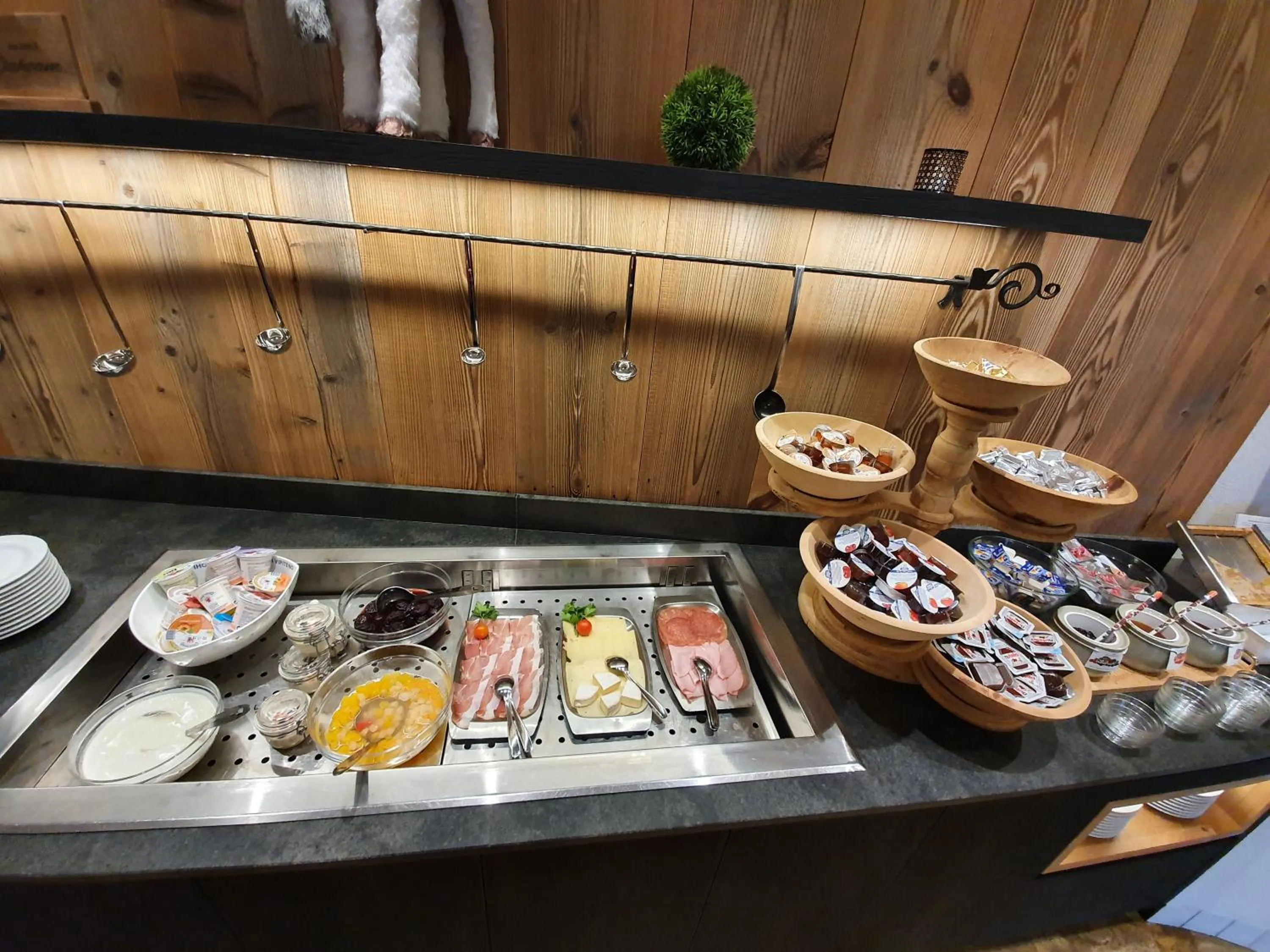 Food and drinks in Hotel Andechserhof & Mountain Sky