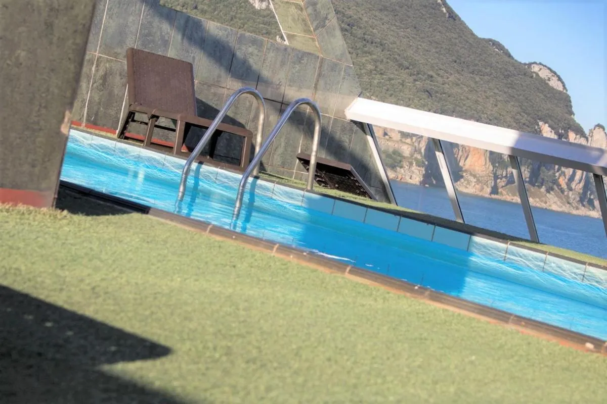 Swimming pool in Hotel Playamar Spa