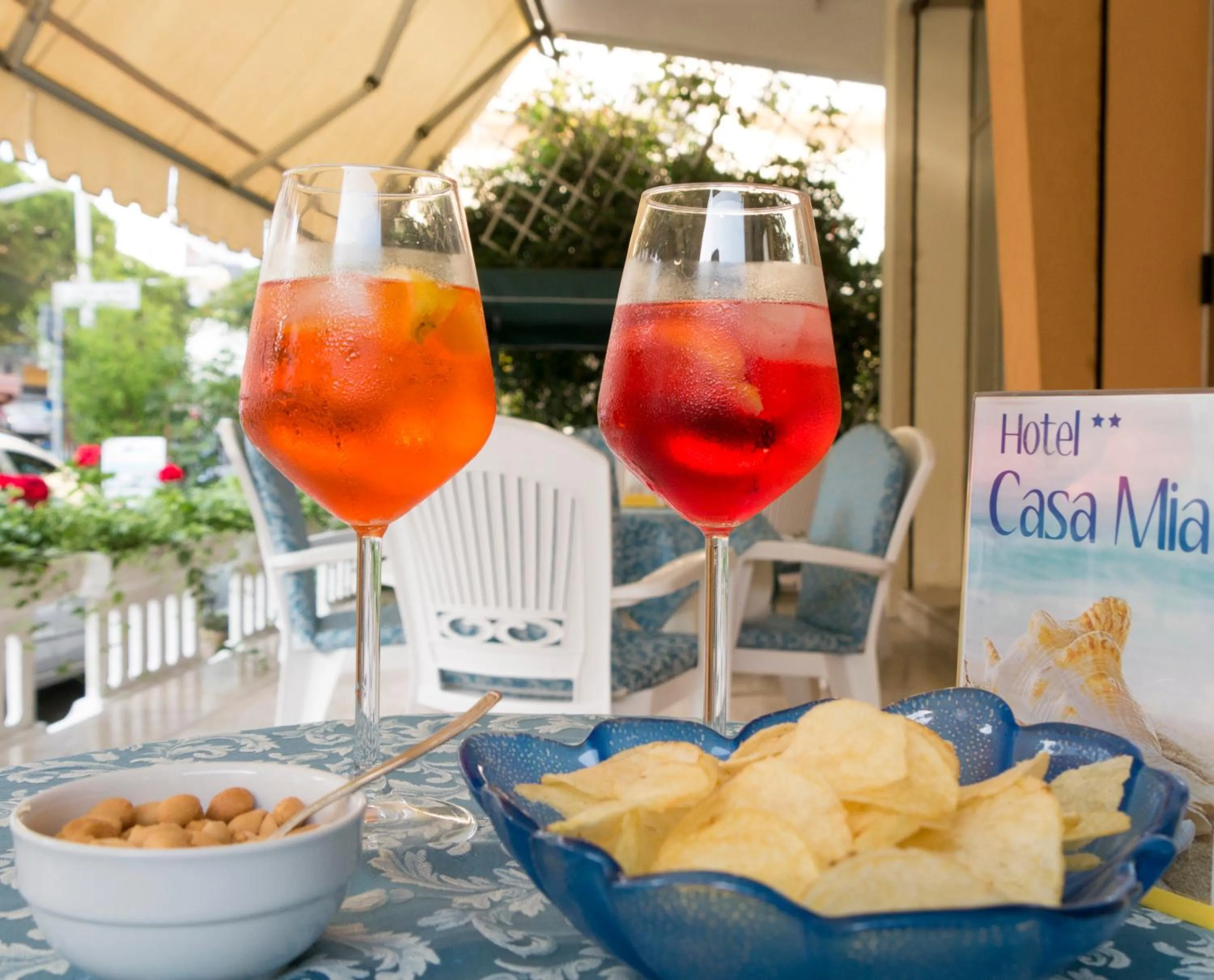Facade/entrance in Hotel Casa Mia