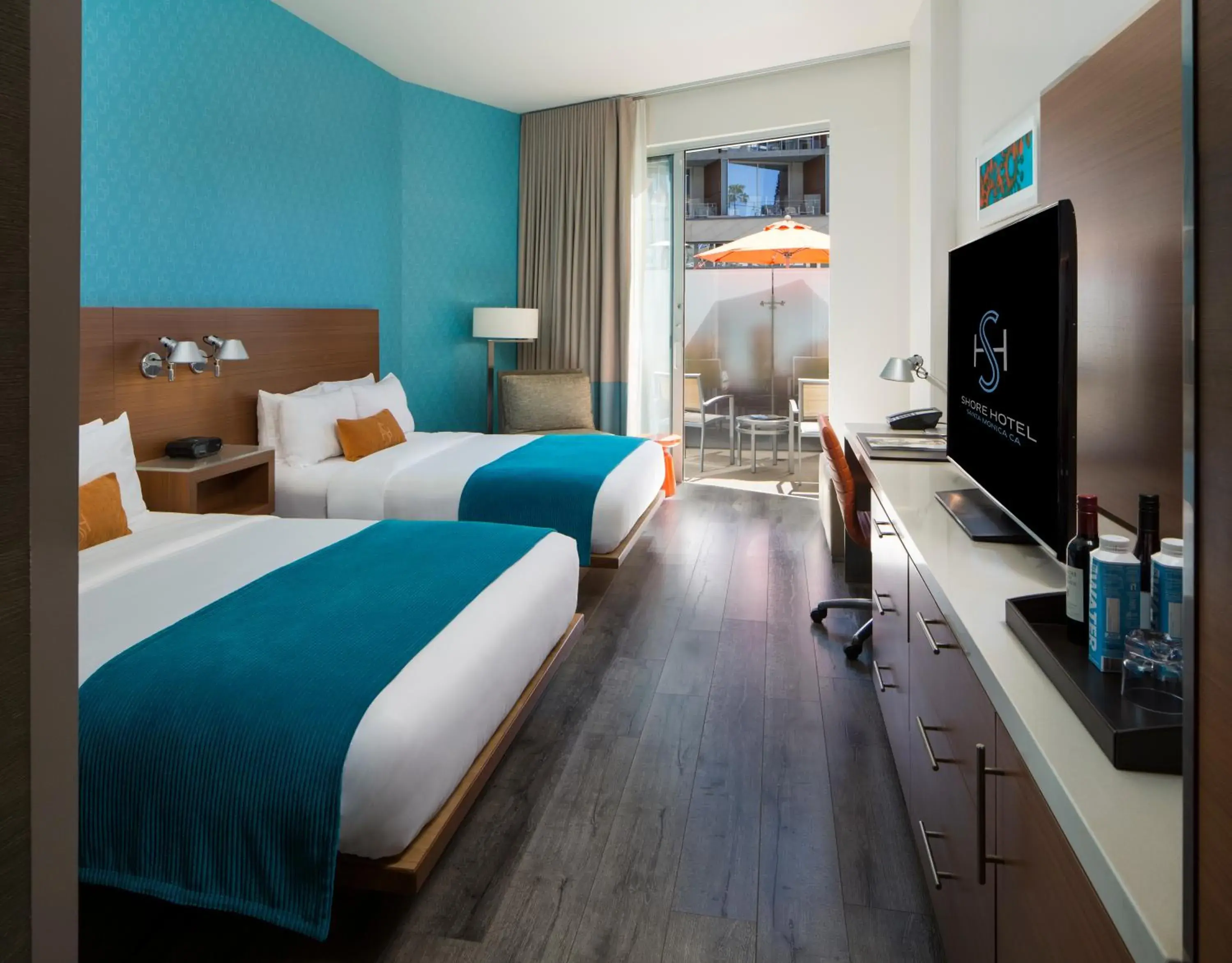 Bed in Shore Hotel Bed in Shore Hotel