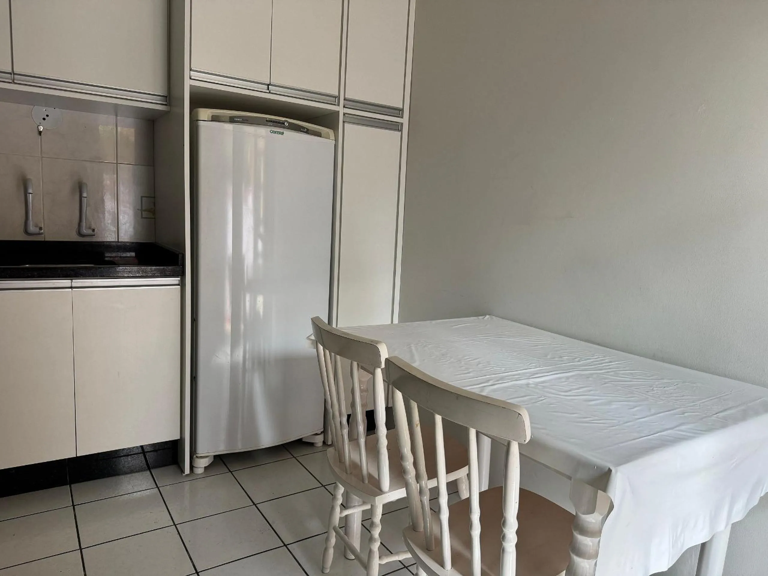 Kitchen or kitchenette in Residencial Glaura é Destino Floripa