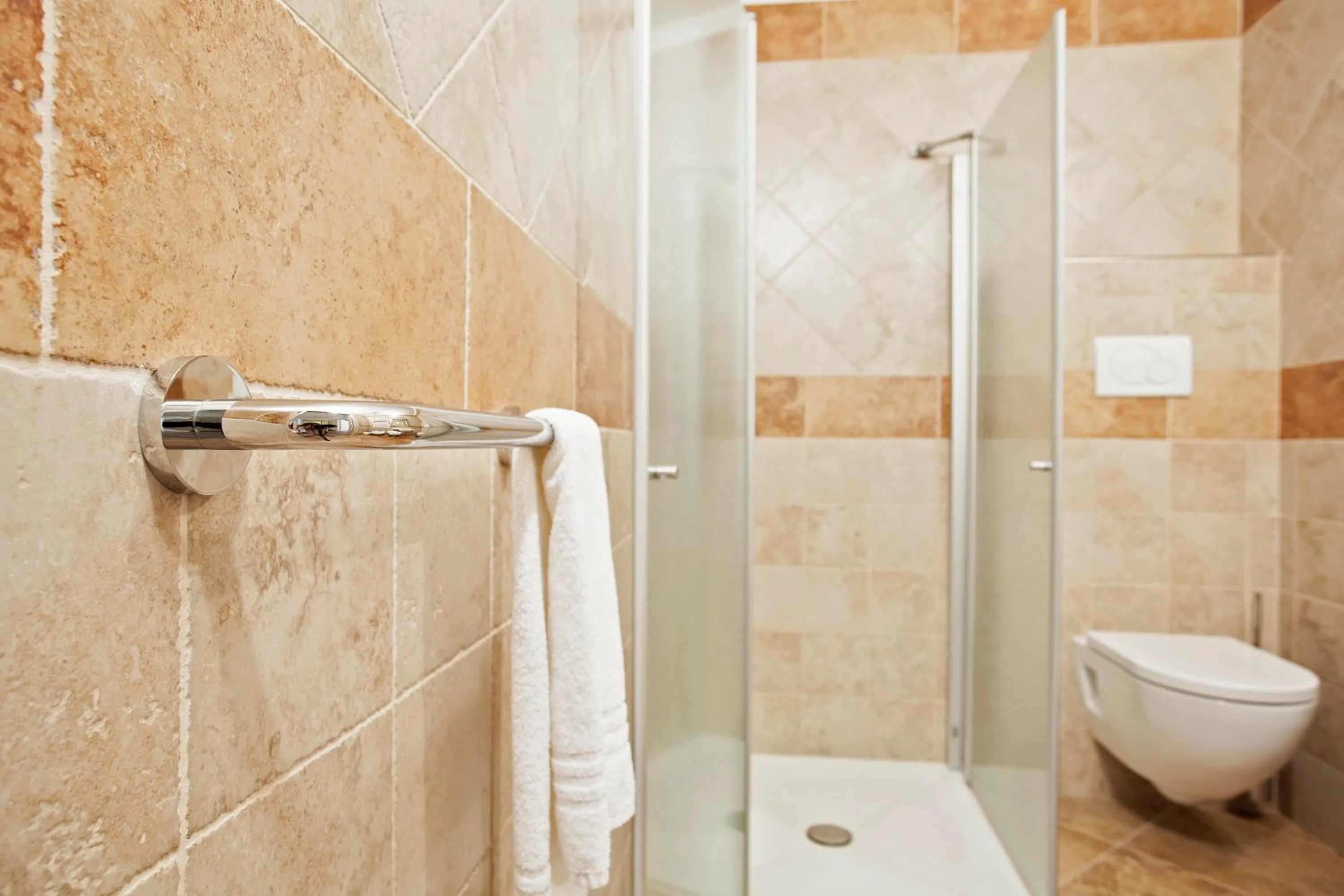 Shower in Hotel Vittoria