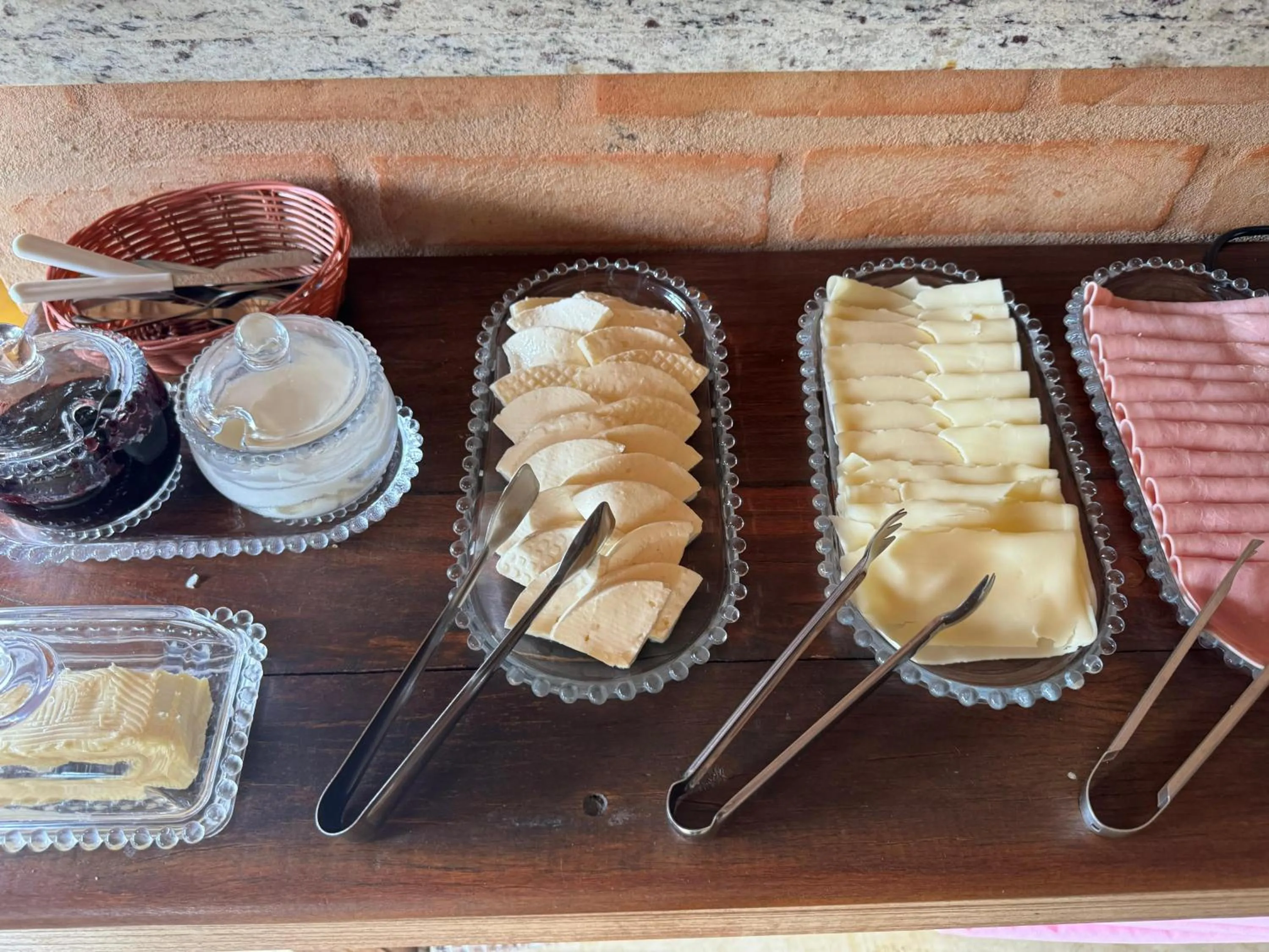 Breakfast in Cores e Flores da Serra Pousada by Concavus