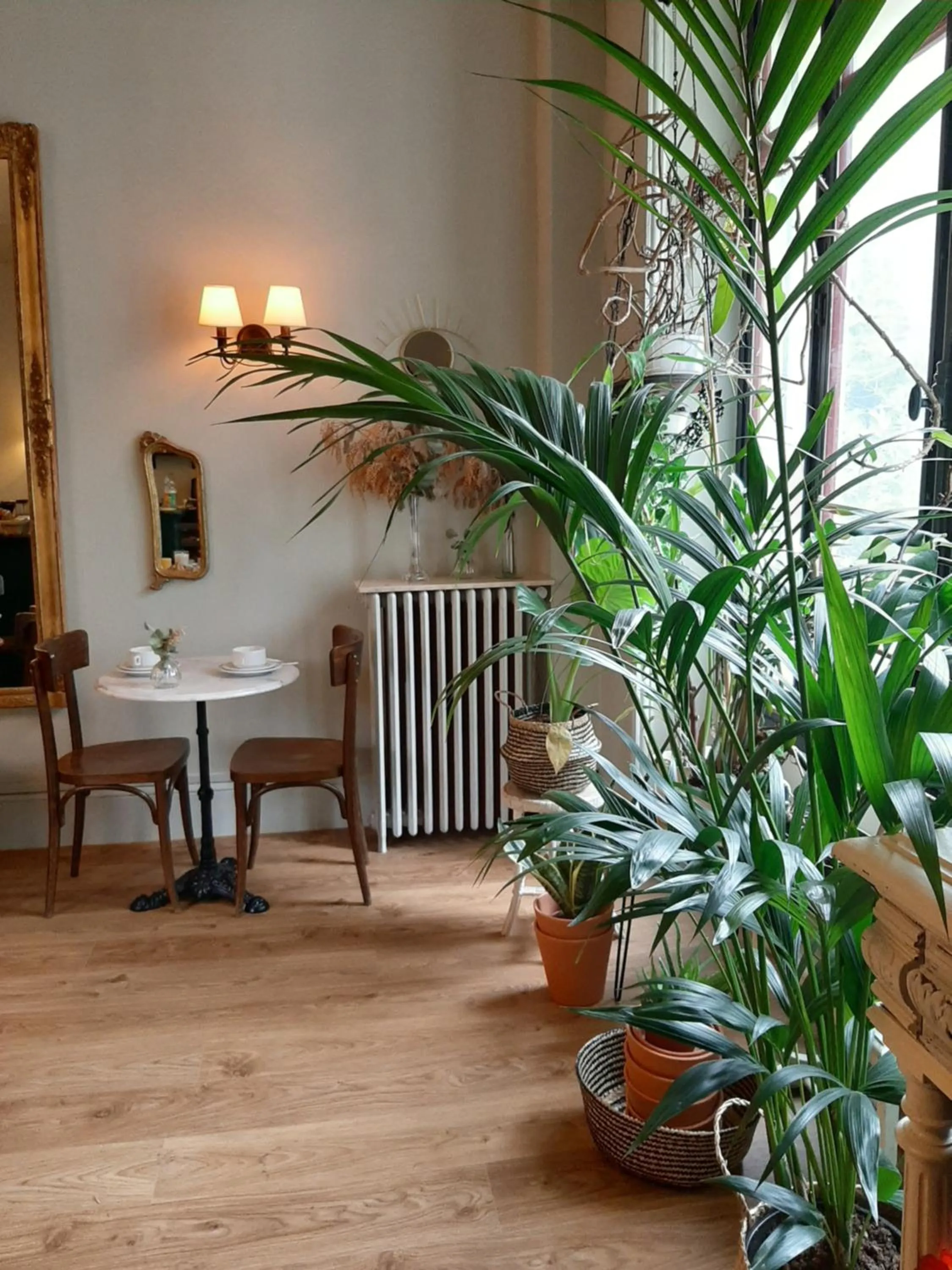 Restaurant/places to eat in Saint Charles Hôtel & Coliving Biarritz