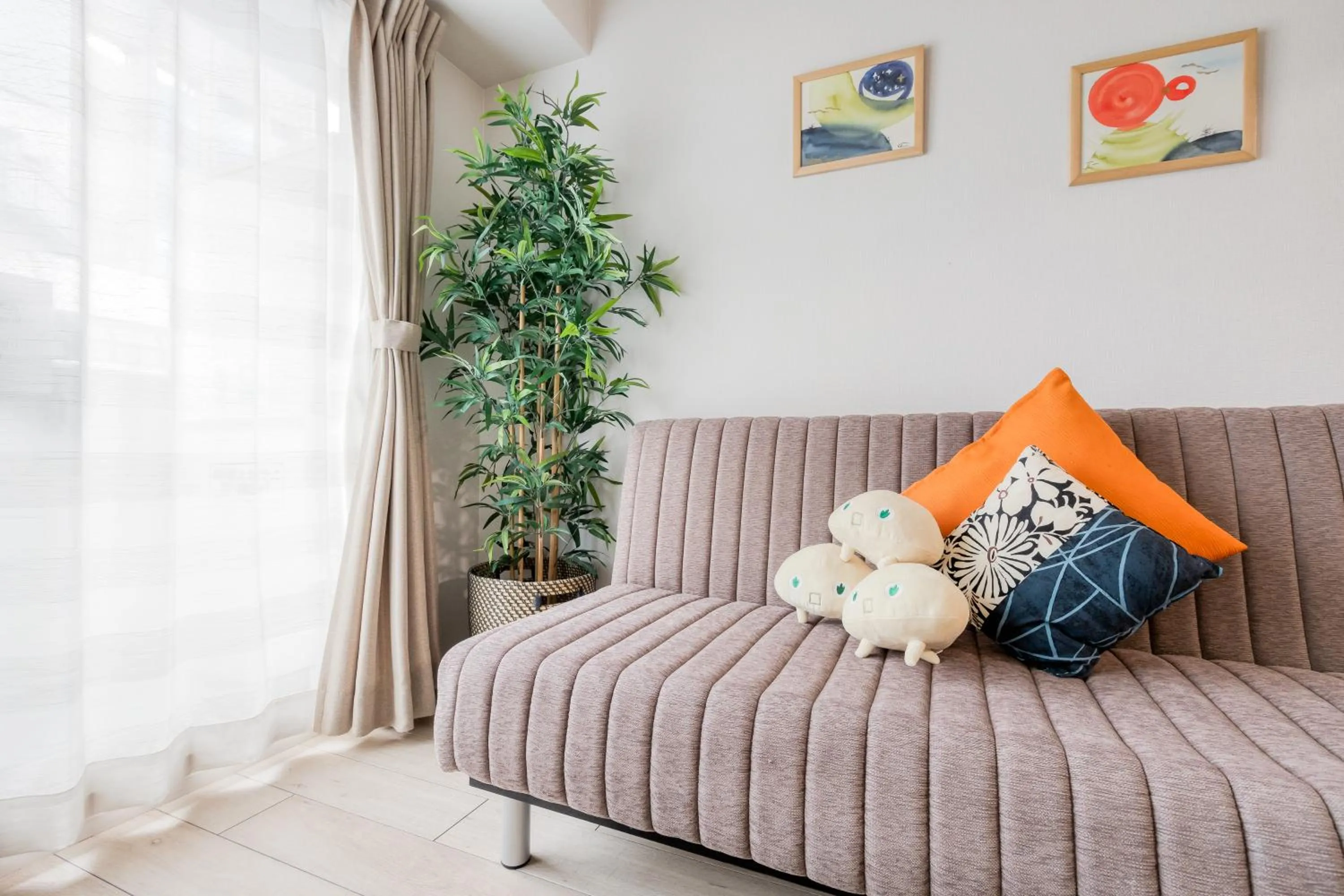 Photo of the whole room in Forestay Shinsaibashi