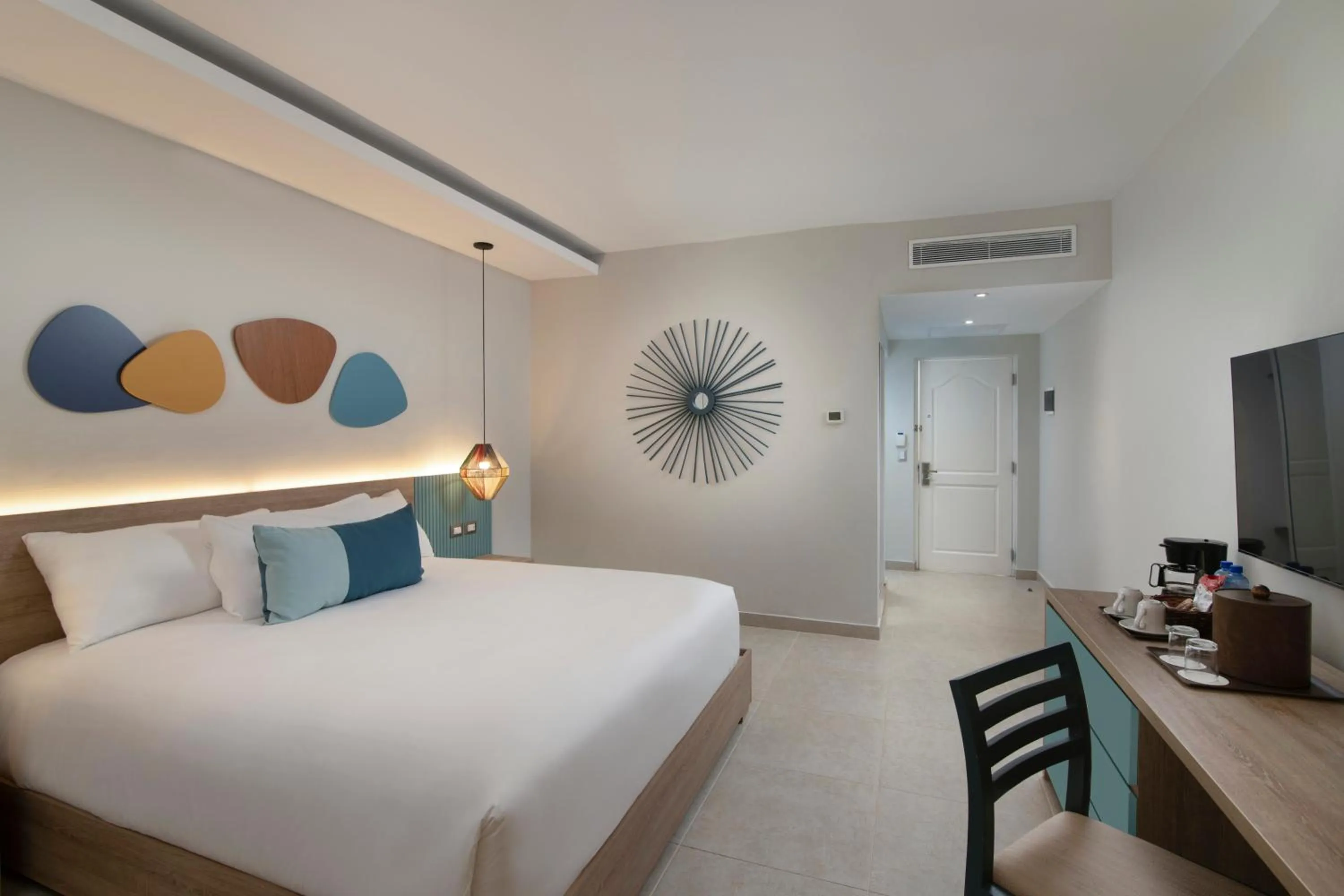 Bed in Wyndham Alltra Samana All Inclusive Resort