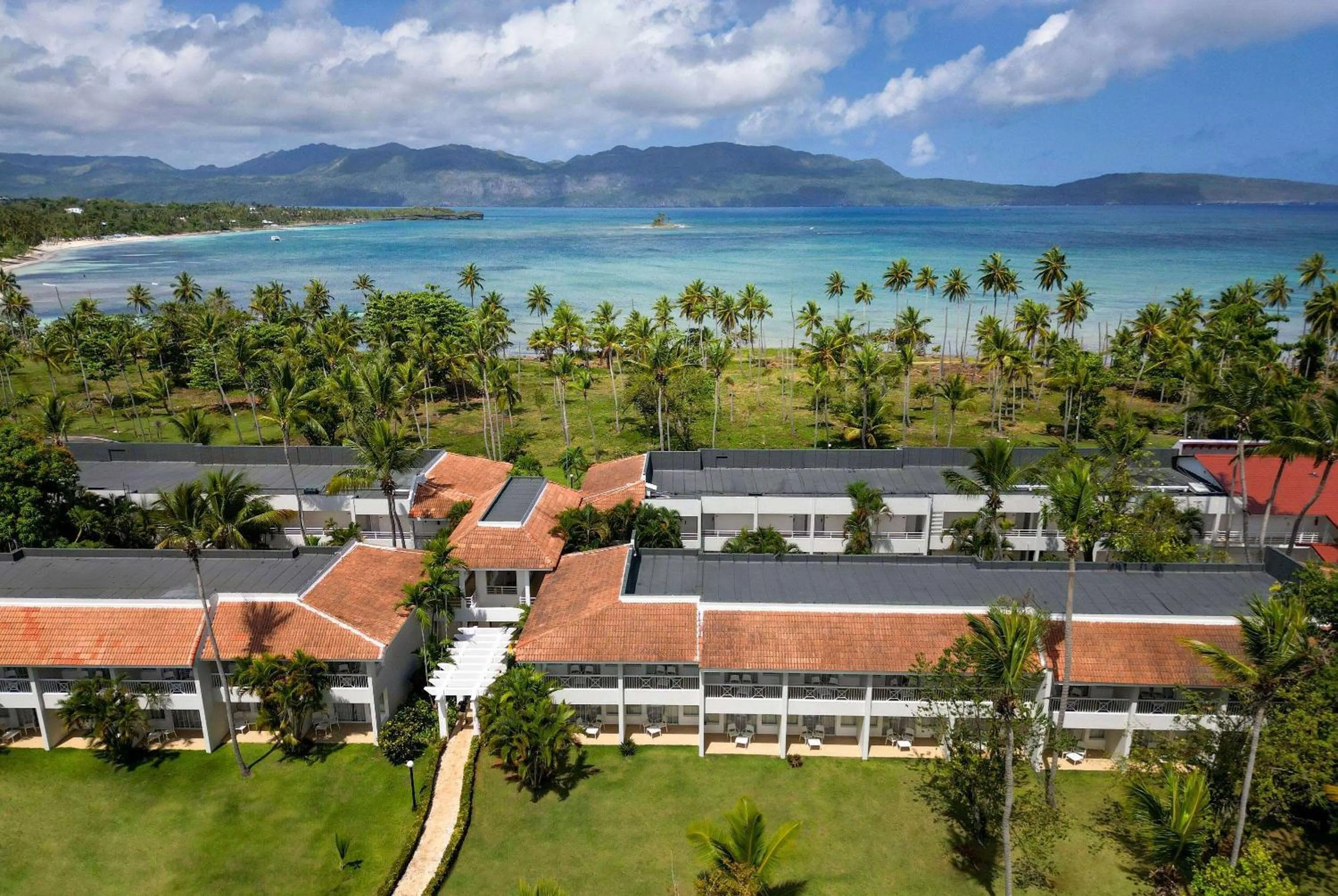 Property building in Wyndham Alltra Samana All Inclusive Resort