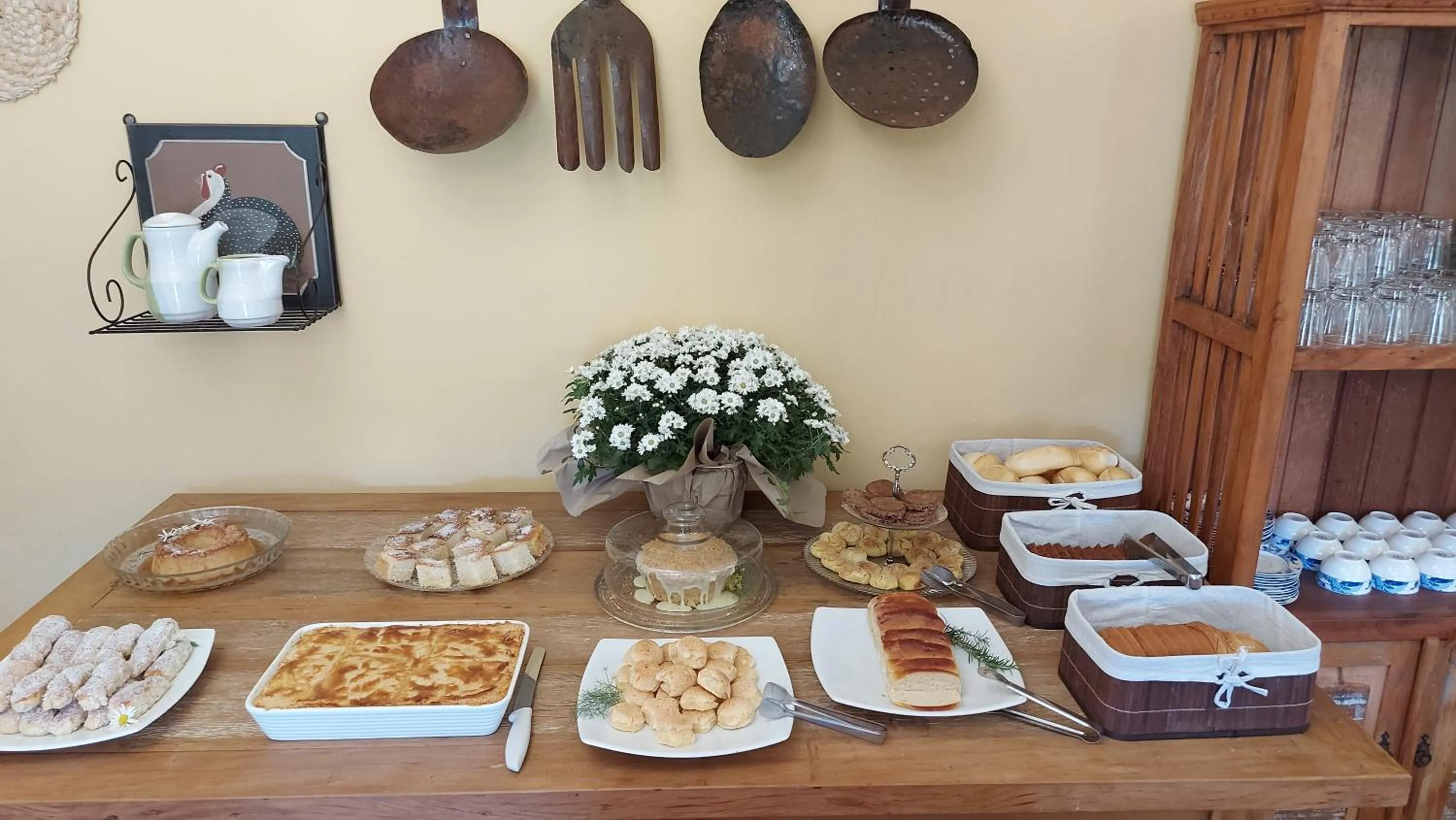 Breakfast in Rancho da Serra Pousada