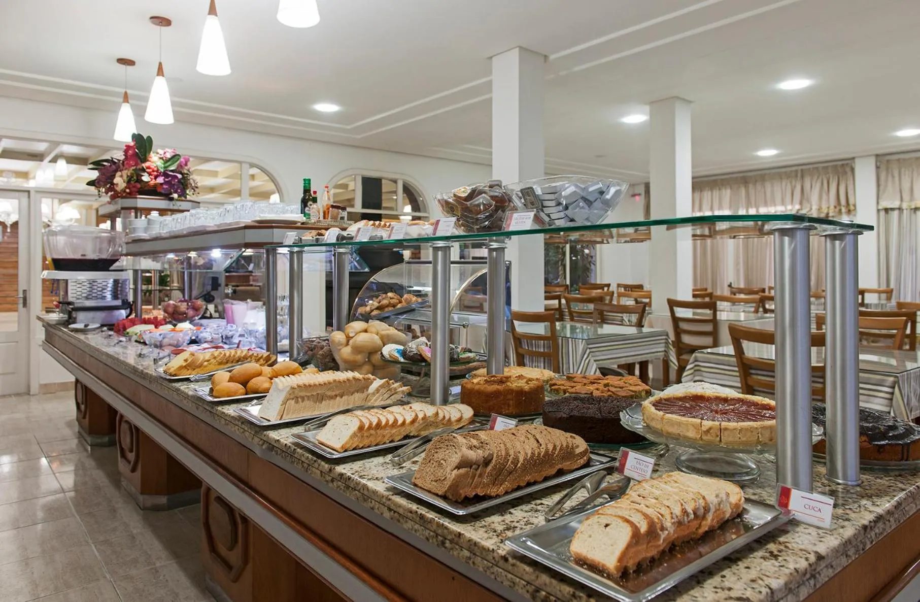 Buffet breakfast in Hotel Galo Vermelho