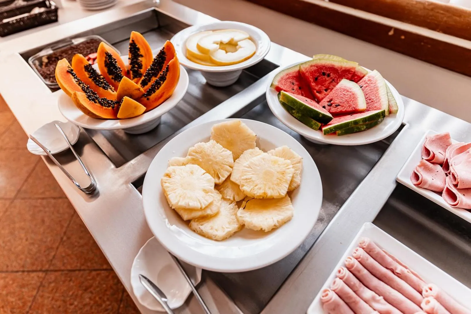 Food and drinks in Champagnat Praia Hotel