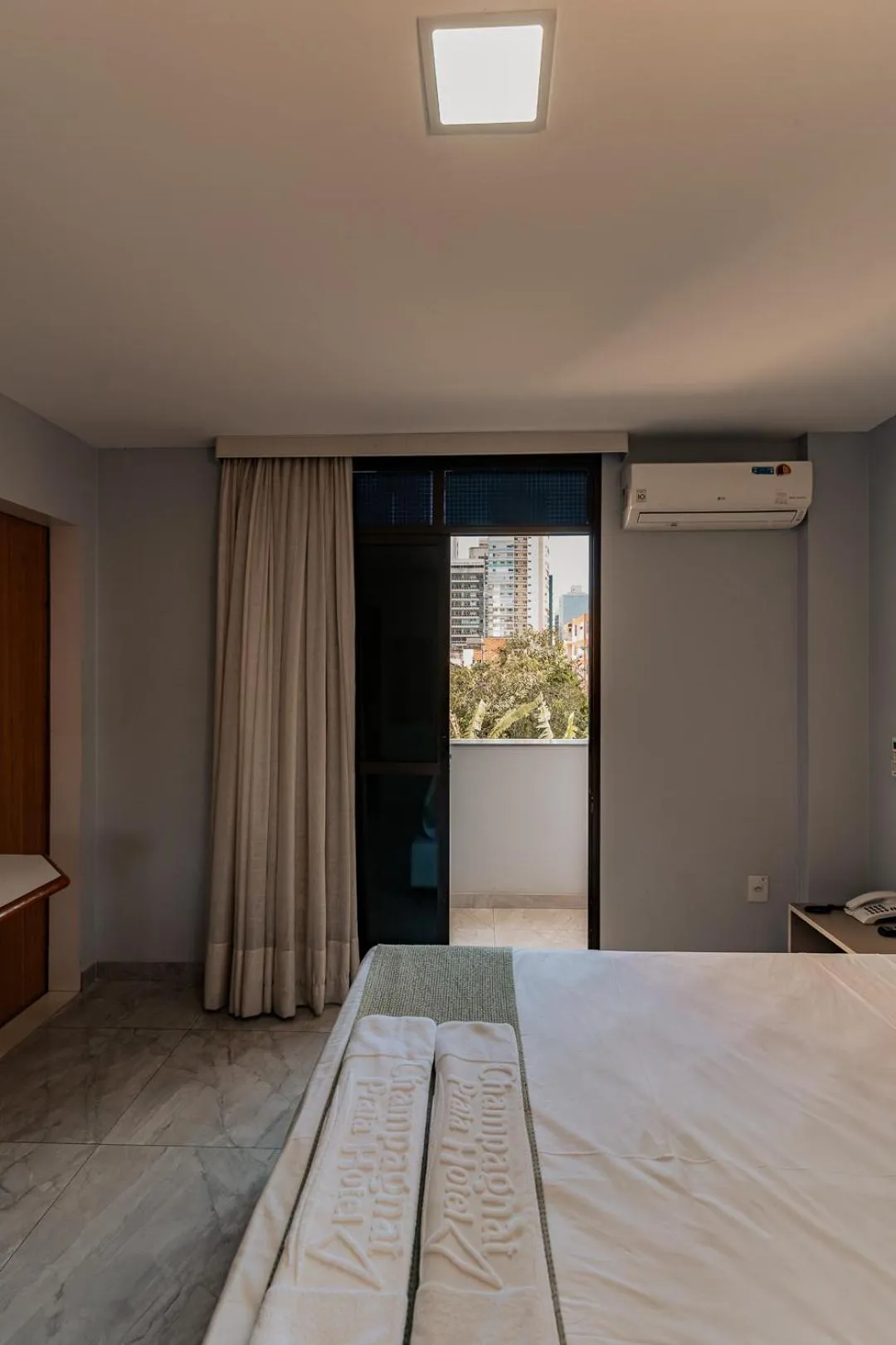 Bed in Champagnat Praia Hotel