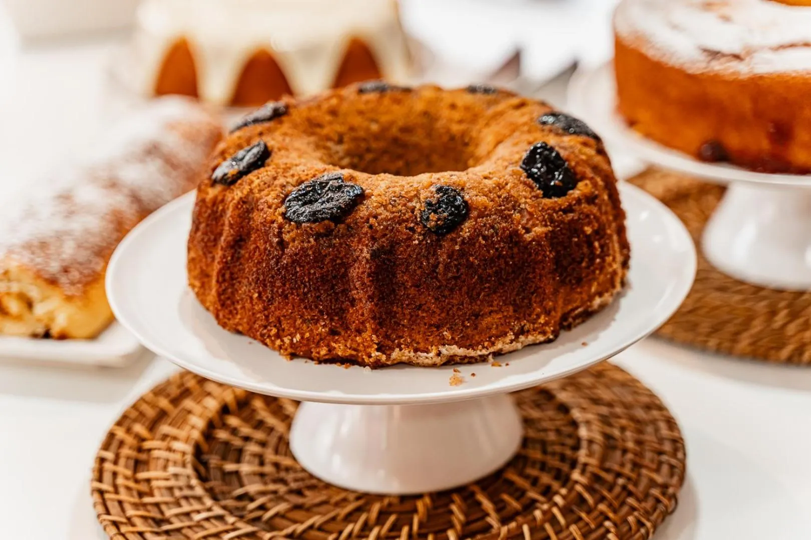 Food and drinks in Champagnat Praia Hotel