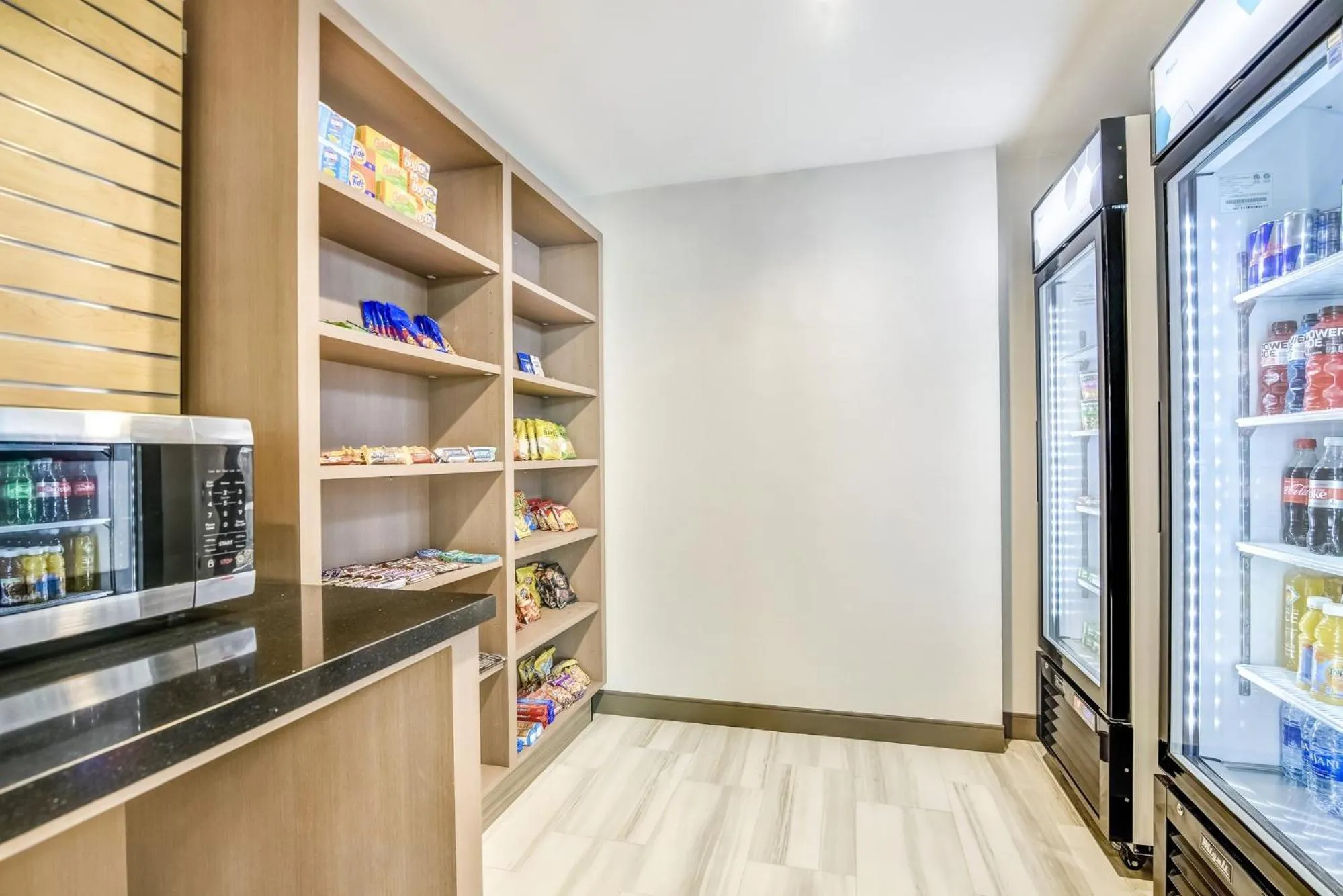 On-site shops in Holiday Inn Express & Suites Longview North by IHG