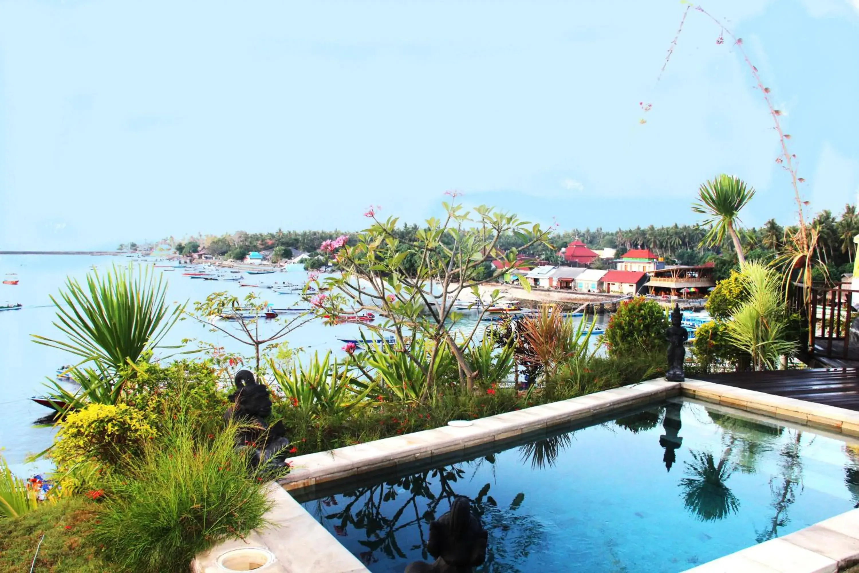 Pool view in Agung View Villa, Nusa Penida Pool view in Agung View Villa, Nusa Penida
